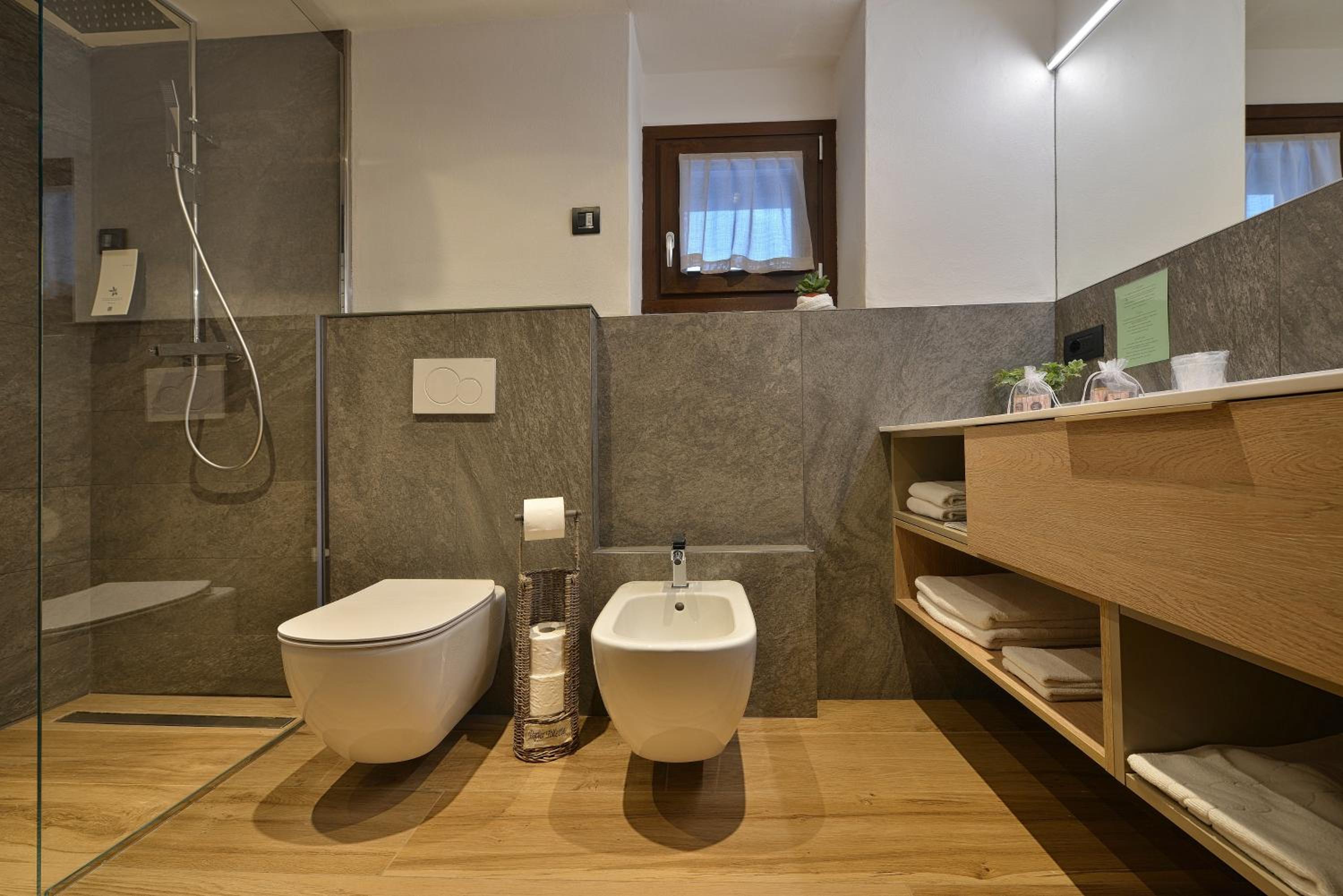 Deluxe Triple Room - Photo 5