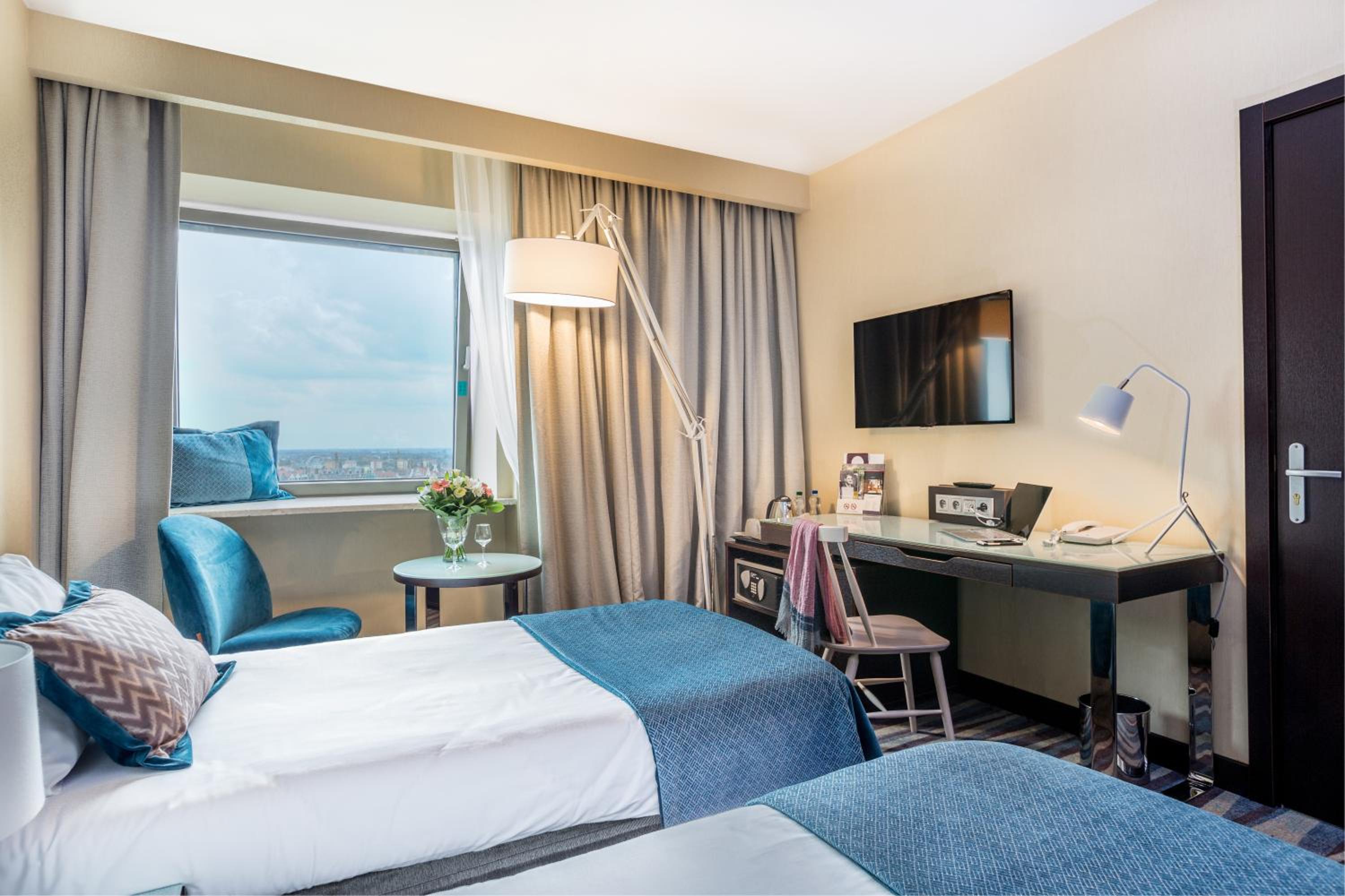 Standard Twin Room - Photo 4
