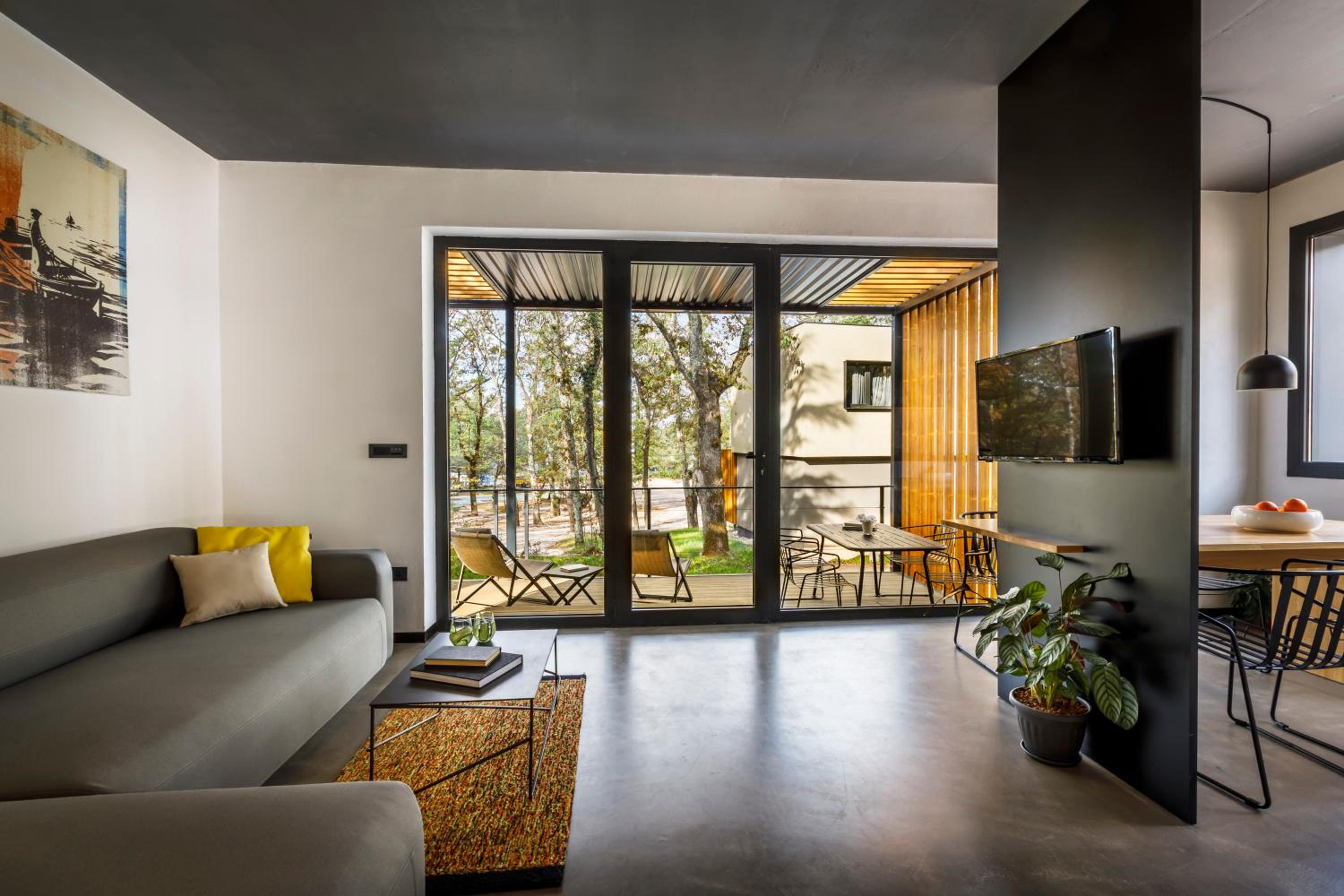 One-Bedroom Villa with Terrace photo 1