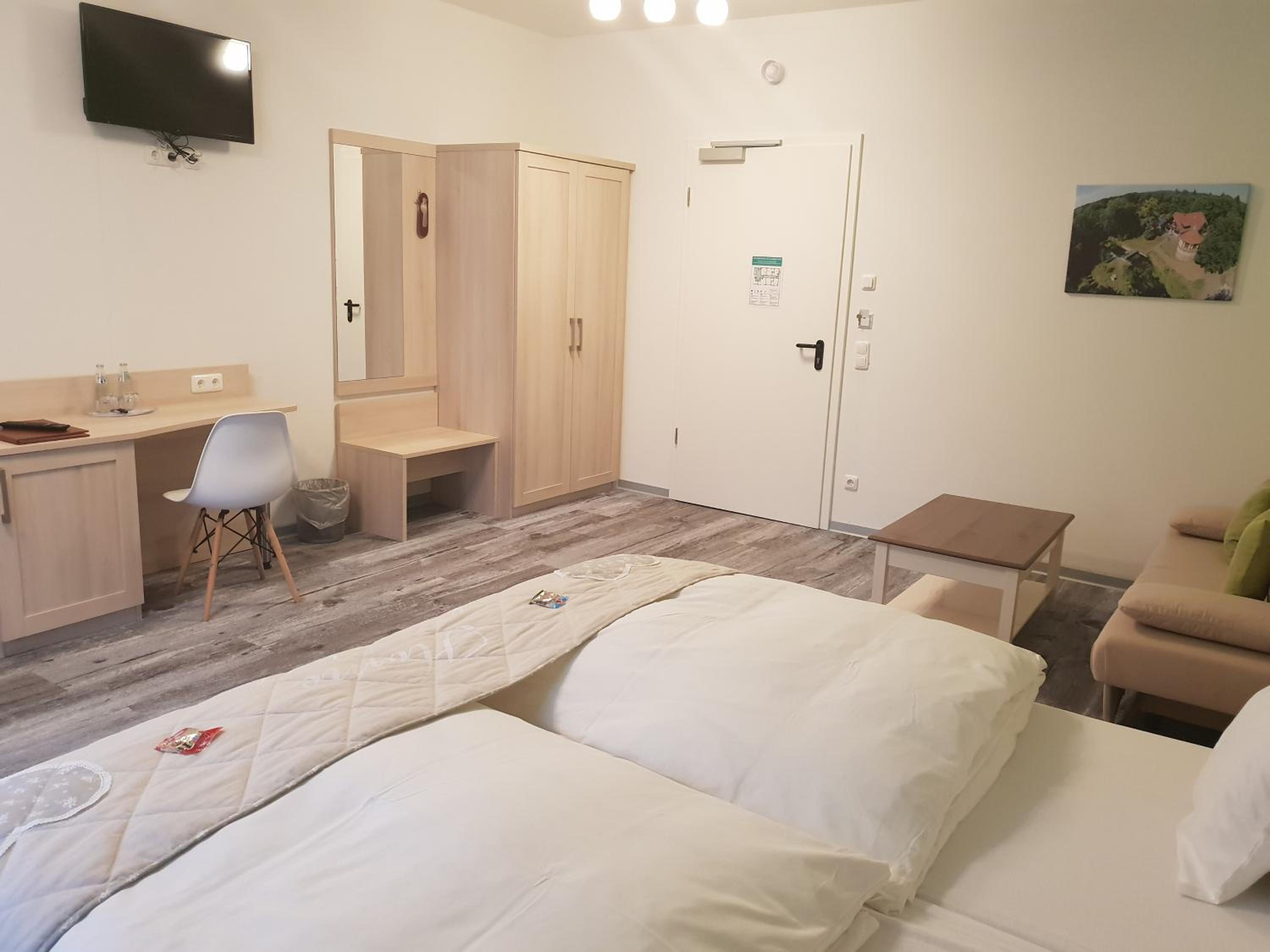 Deluxe Double or Twin Room with Balcony photo 1