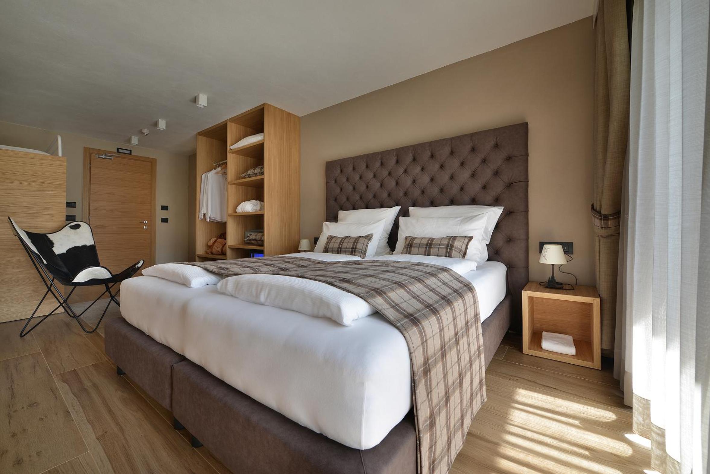 Deluxe Quadruple Room - Photo 3