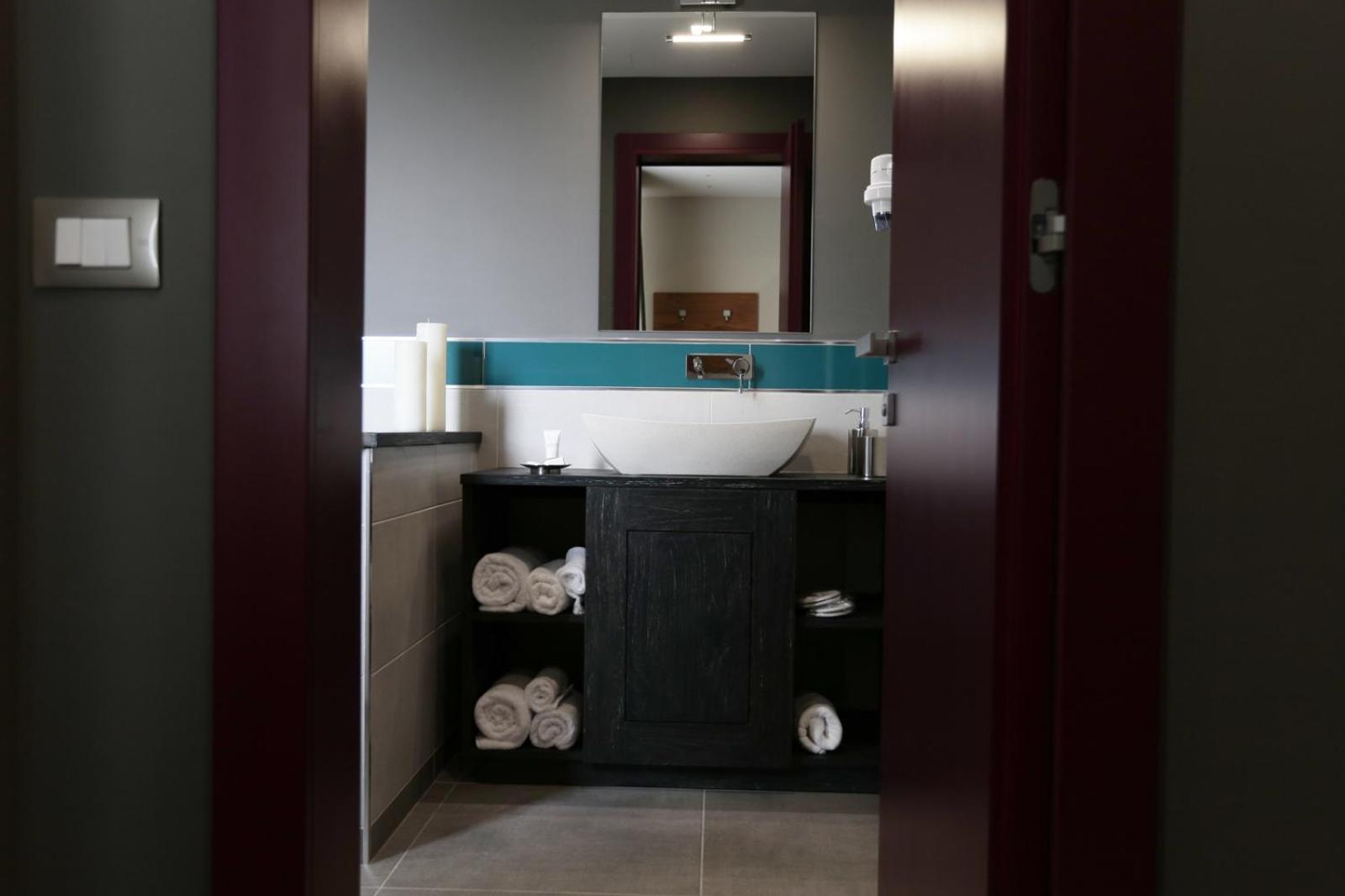 Superior Double or Twin Room - Photo 2