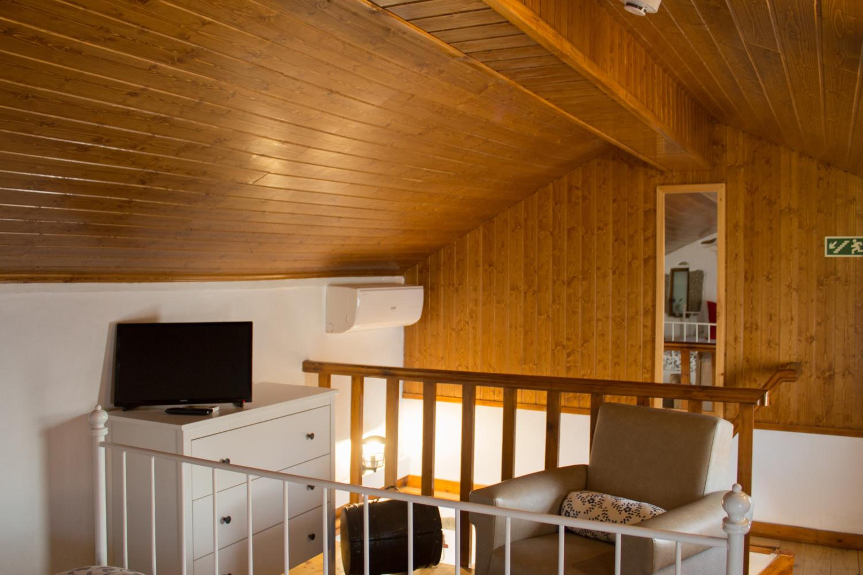 One-Bedroom House - Photo 1