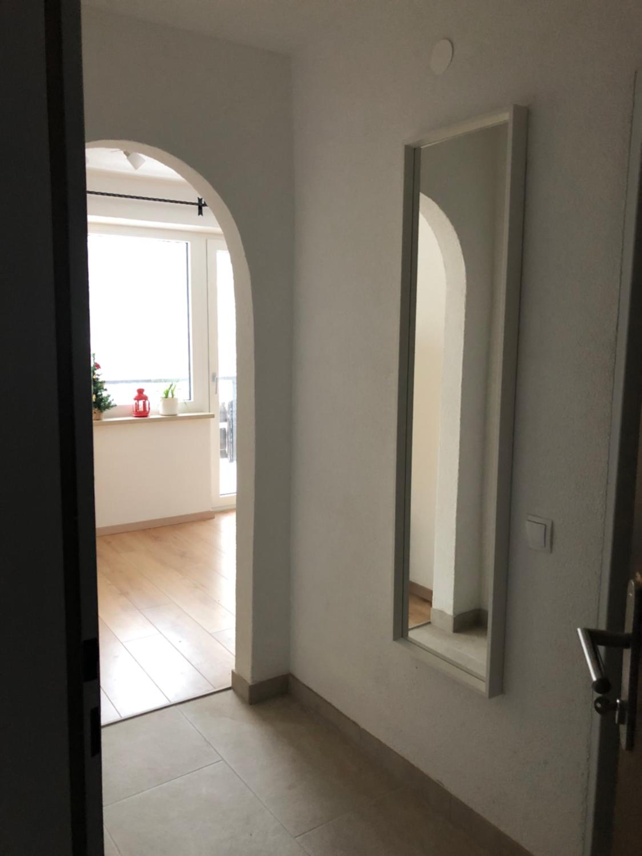 Apartment with Mountain View - Photo 24