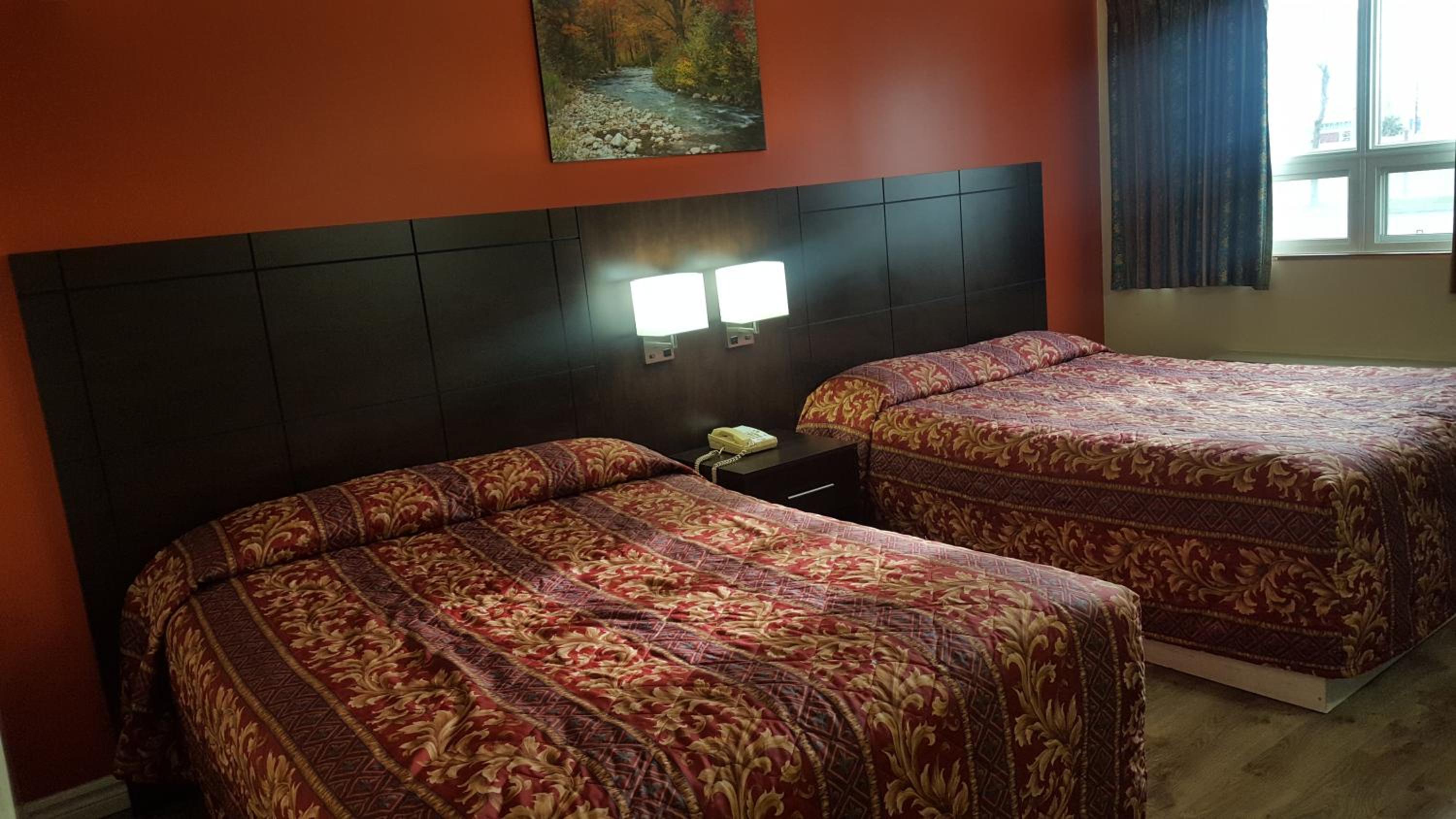 Queen Room with Two Queen Beds - Photo 1