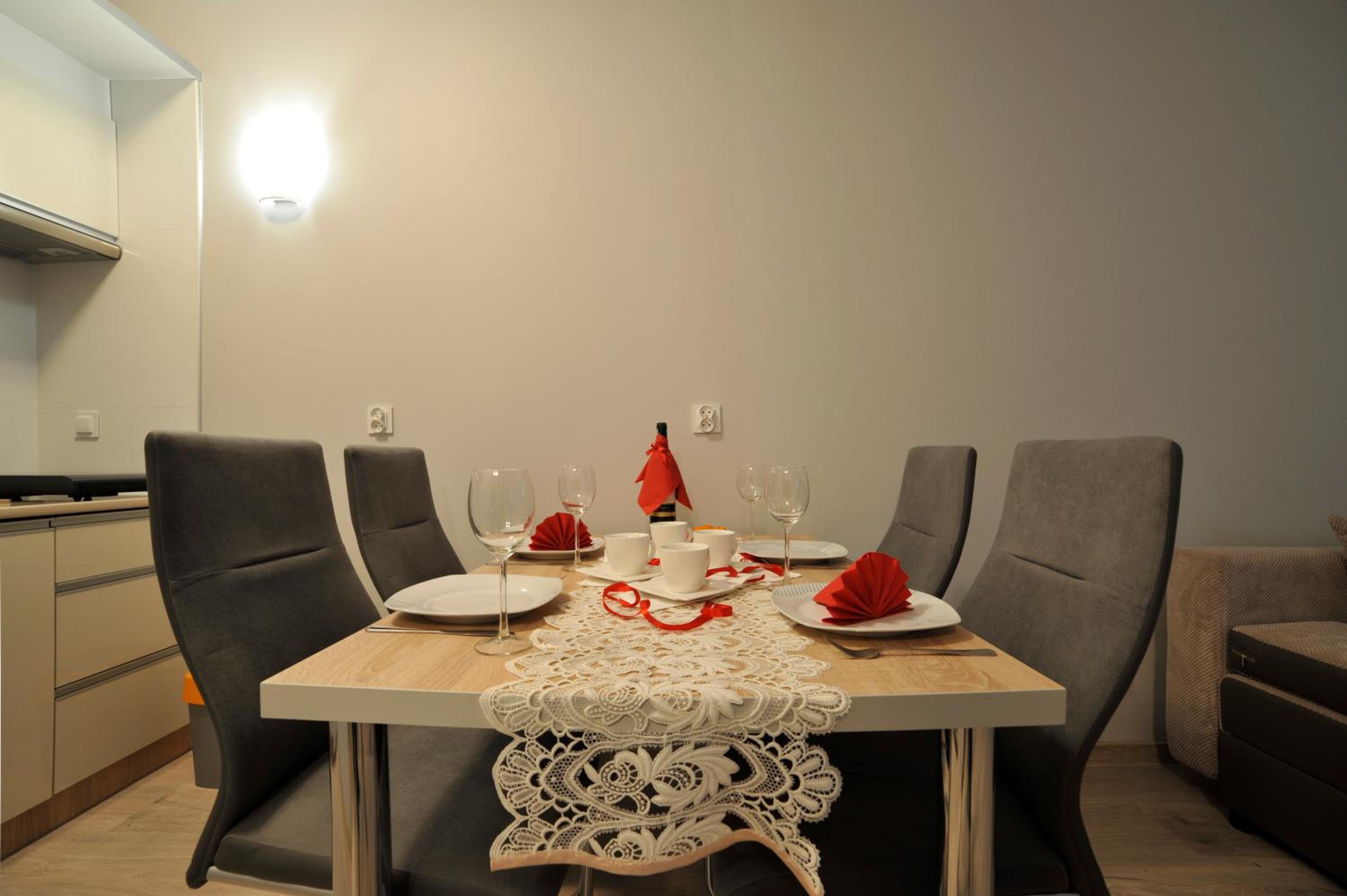 Apartment - Photo 32