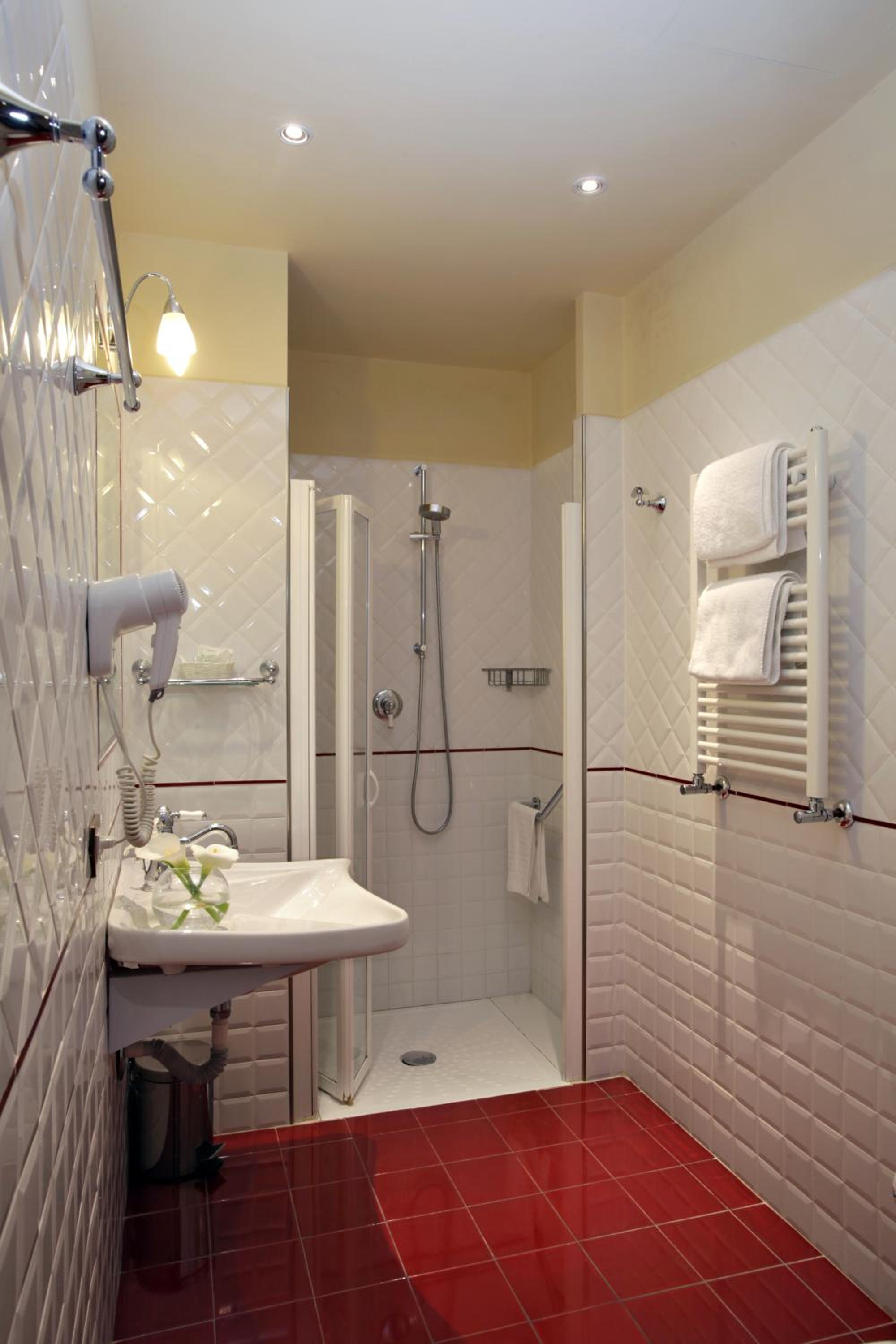 Two-Bedroom Suite (5 Adults)