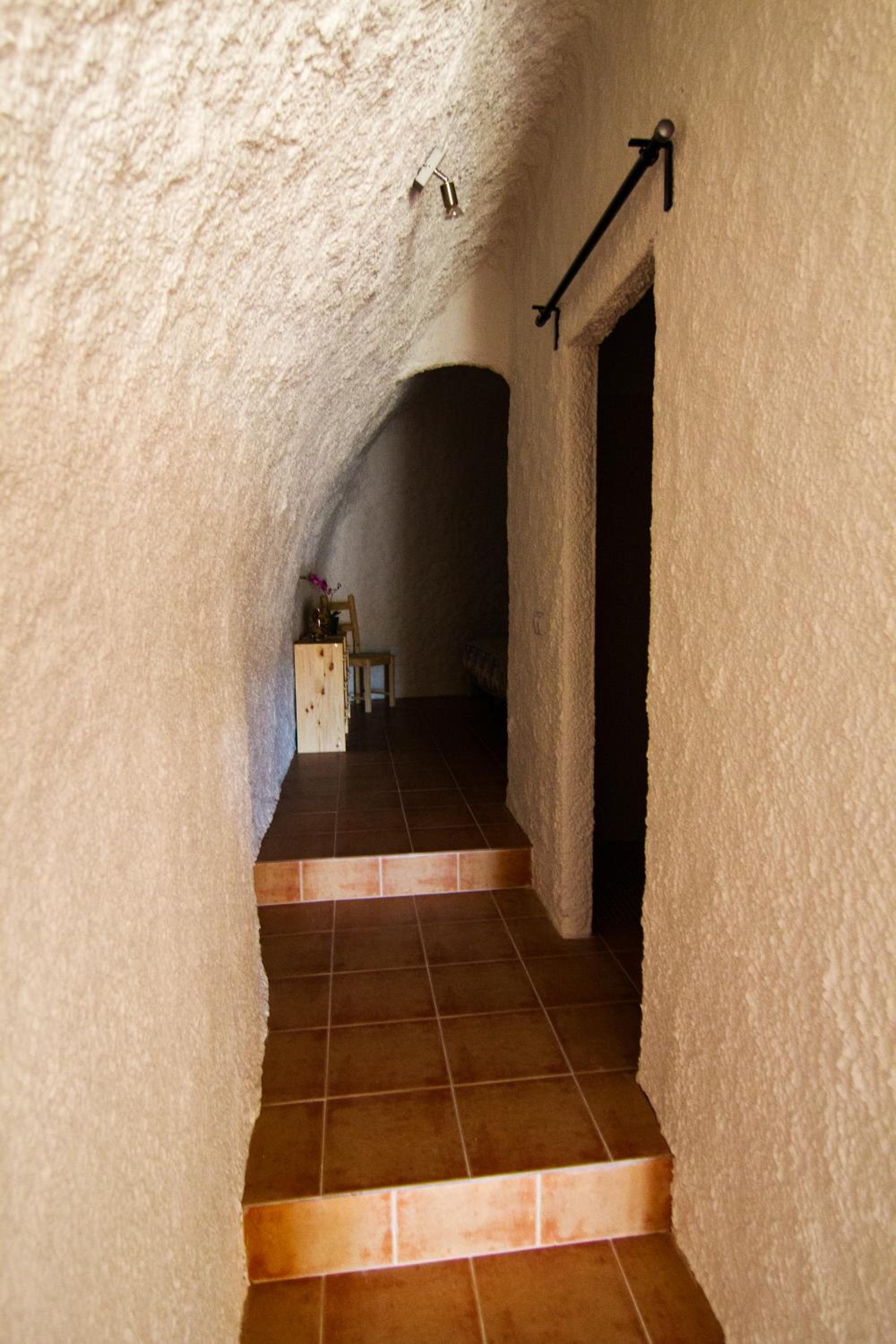 Cave (4 Adults) photo 2
