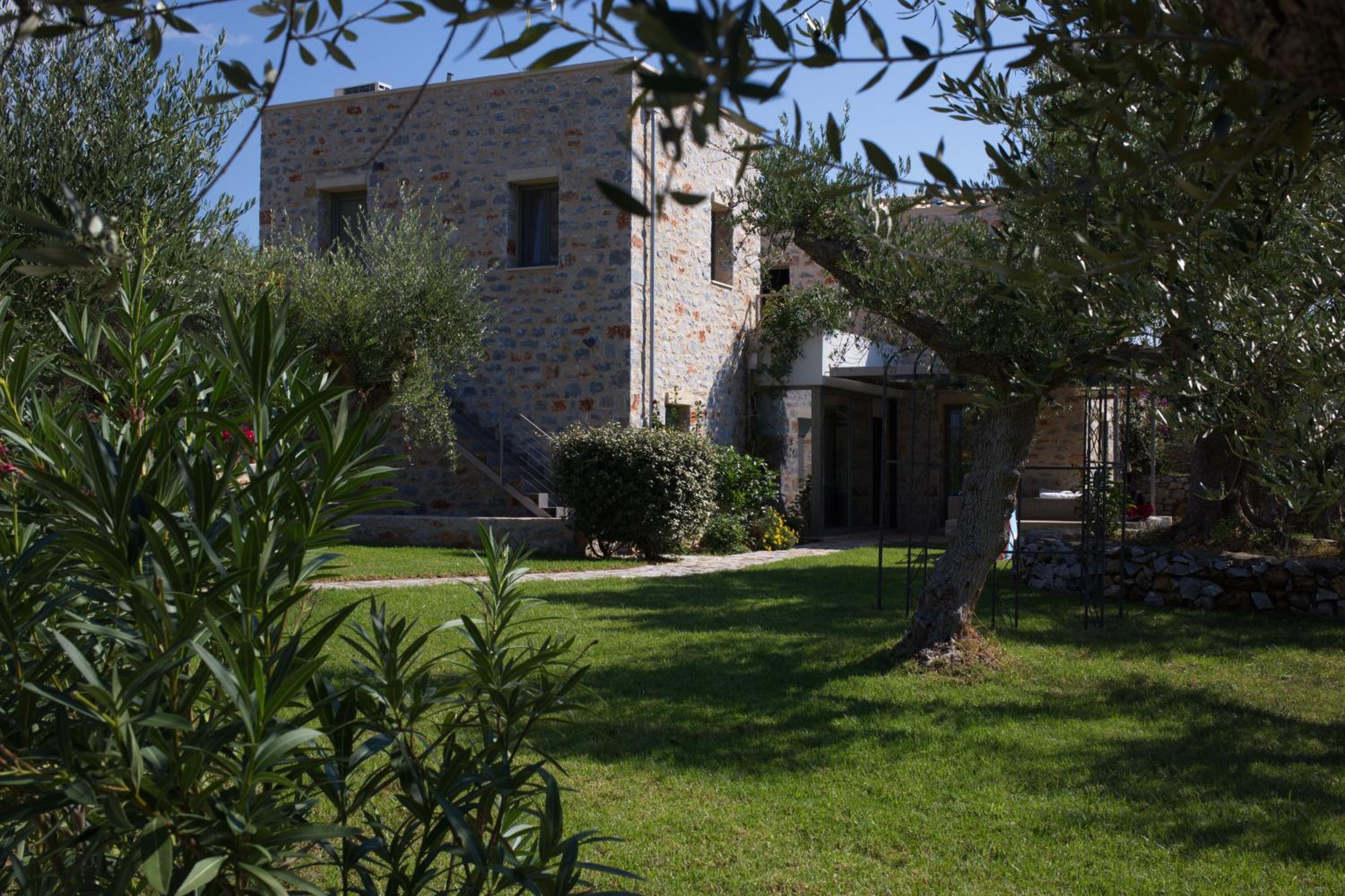 Superior Villa photo 2