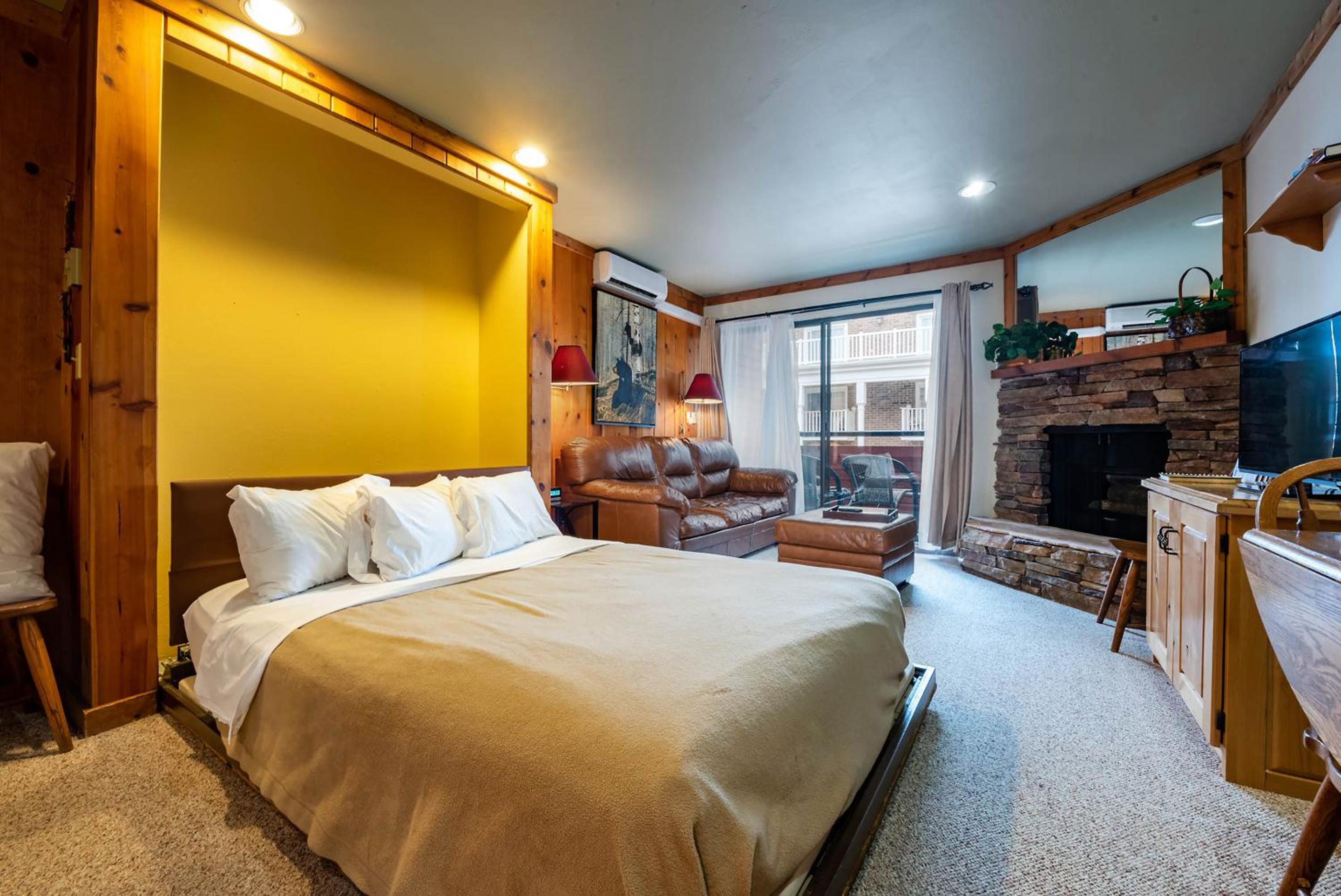Studio Suite - Photo 4