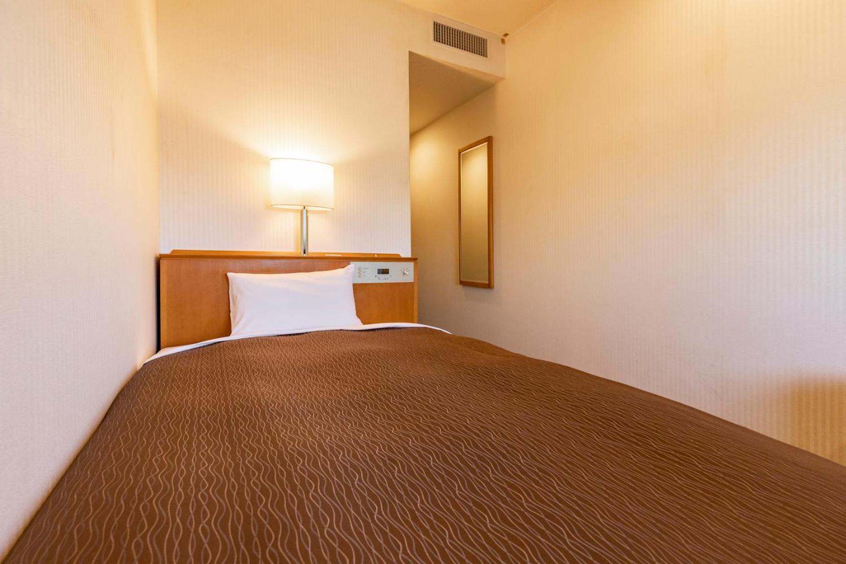 Single Room - Non-Smoking - Photo 1