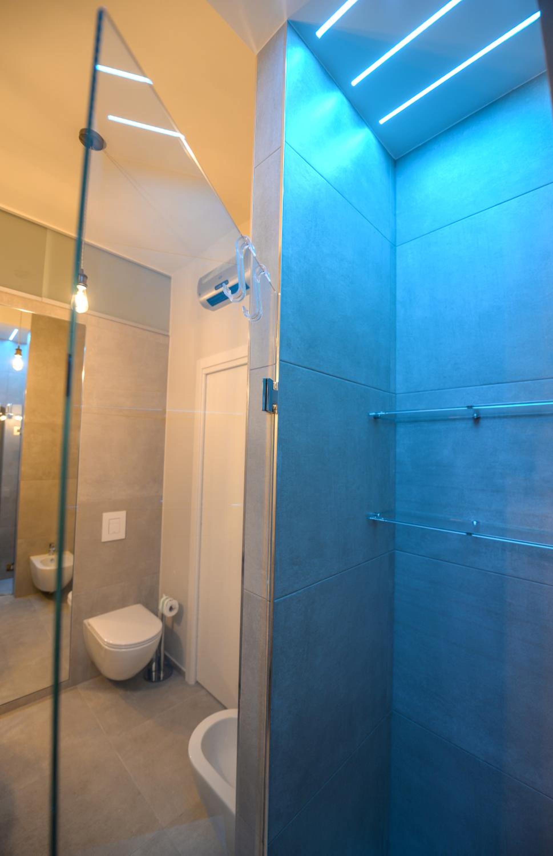 One-Bedroom House - Photo 27