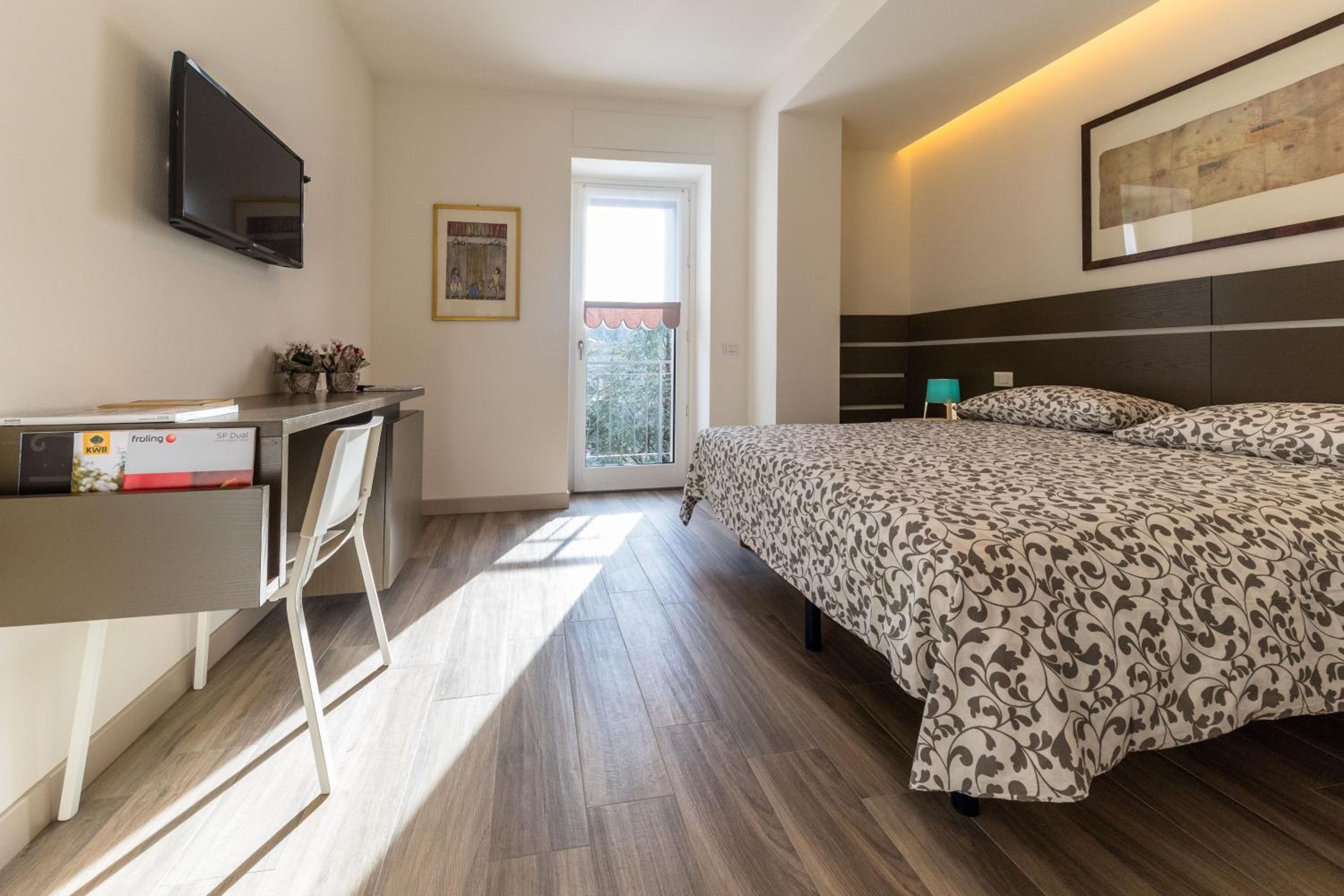 Double Room with Balcony