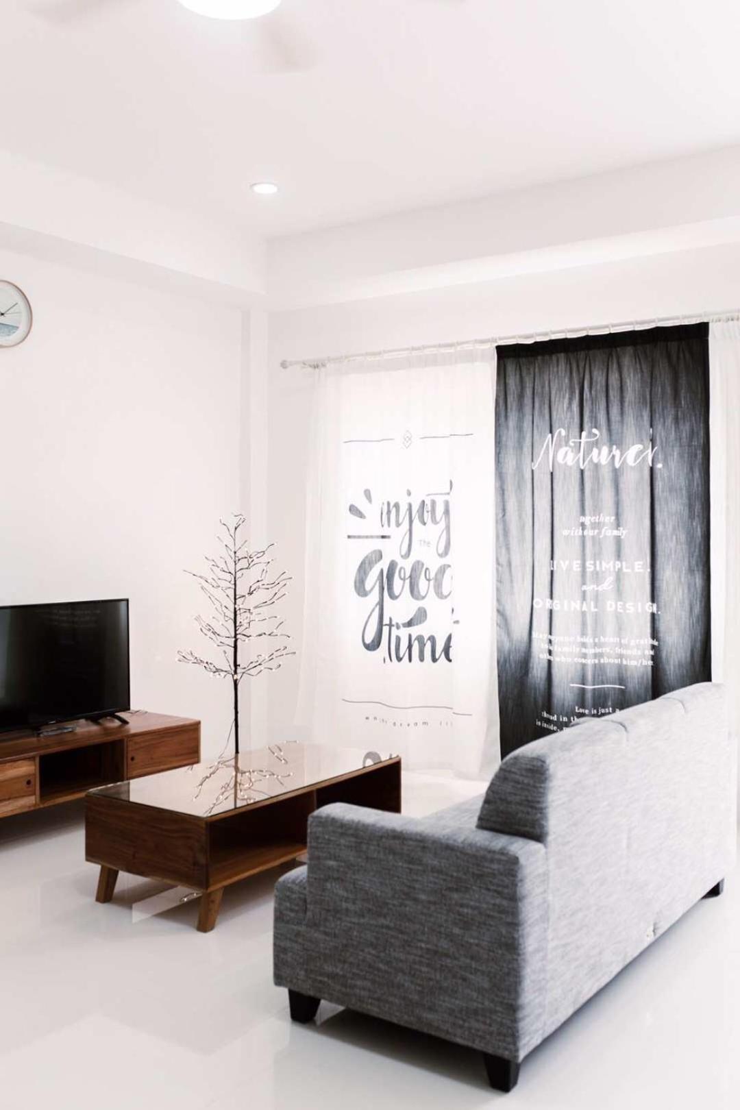 One-Bedroom Suite - Photo 2