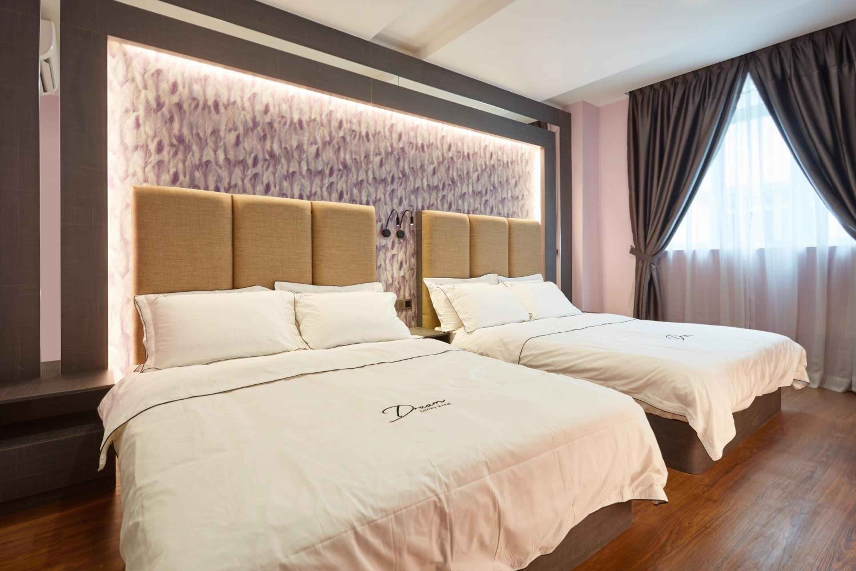 Family Suite - Photo 1