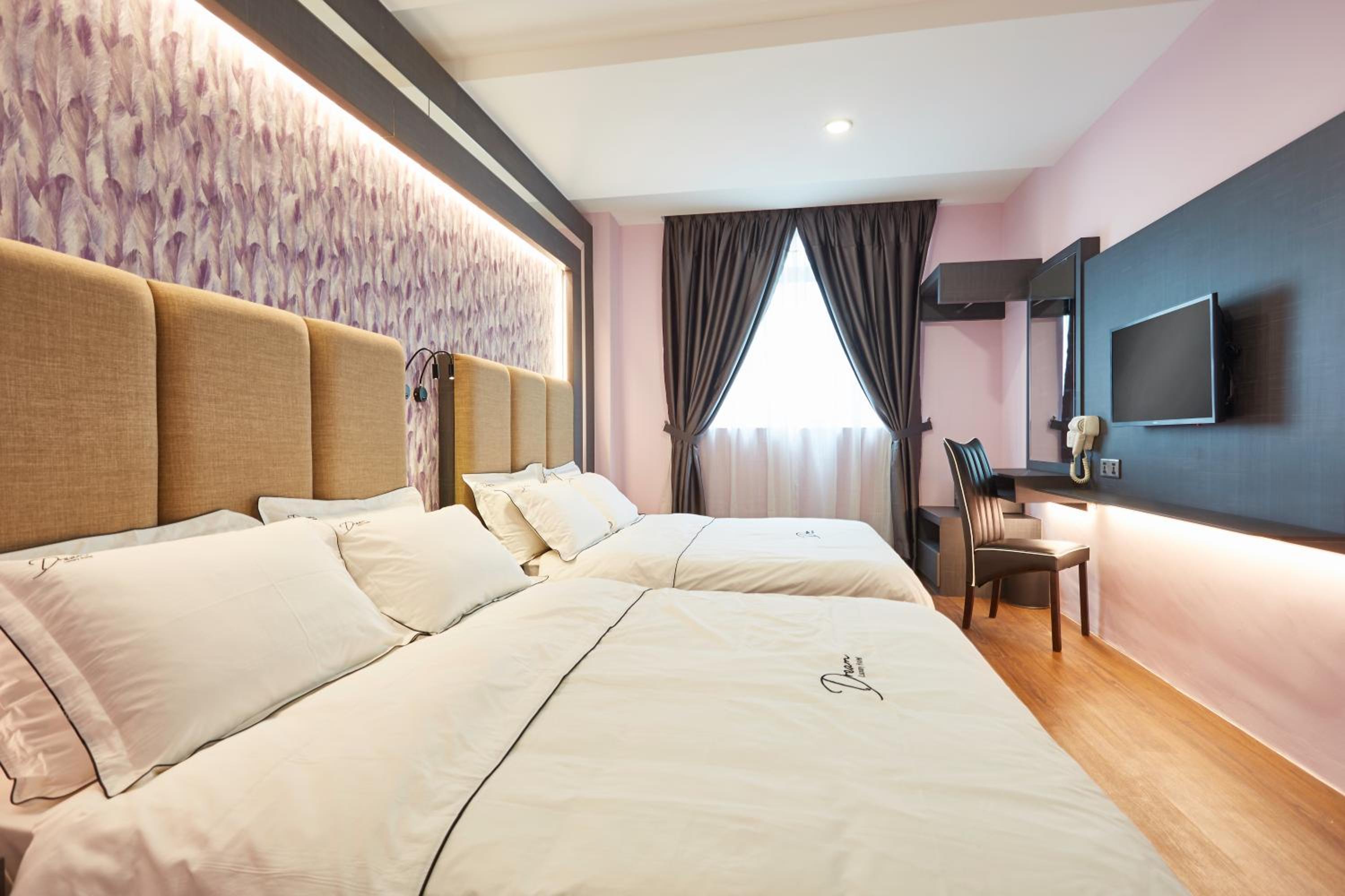 Family Suite - Photo 2