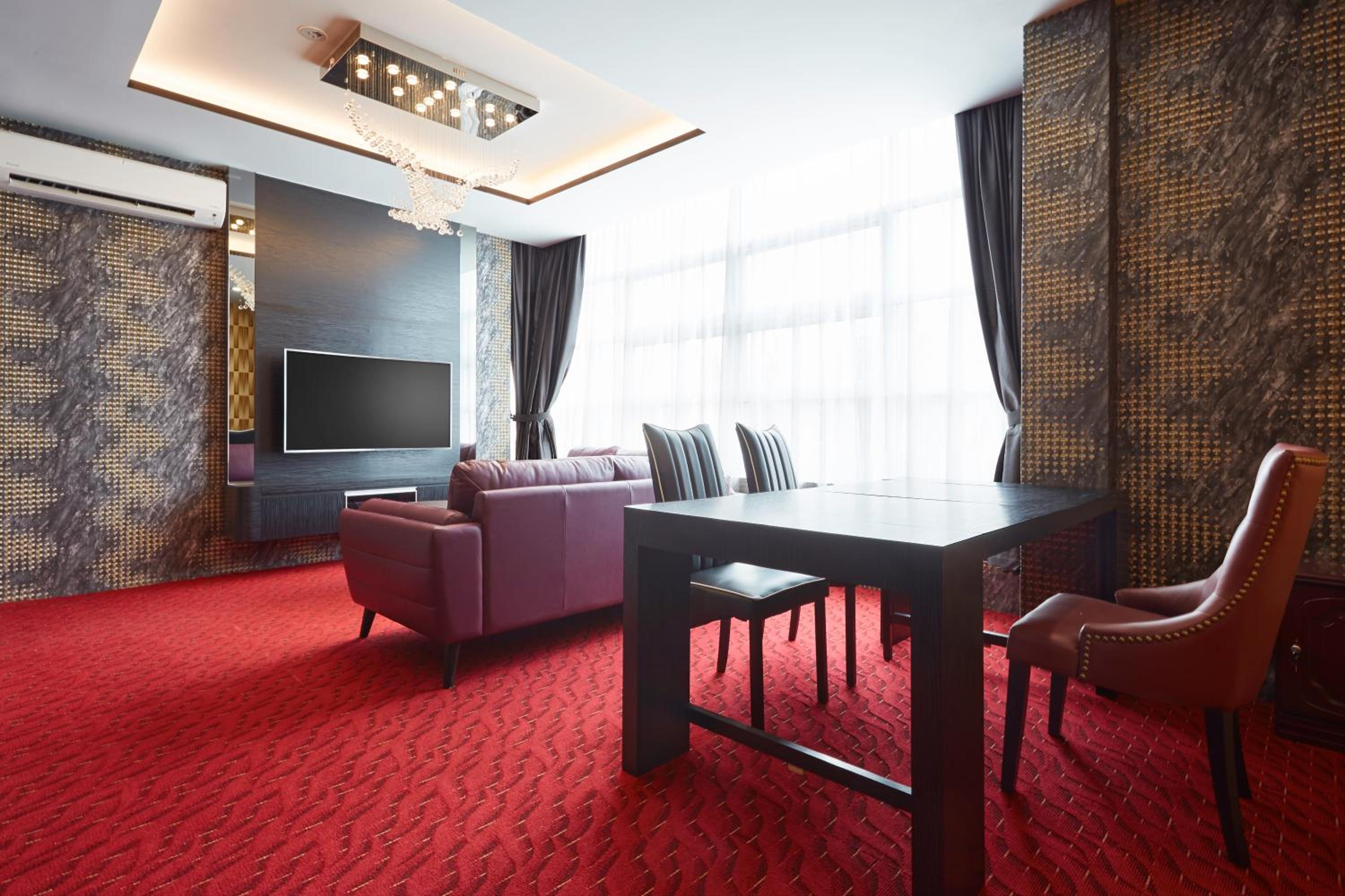Deluxe Double Room with Shower photo 2