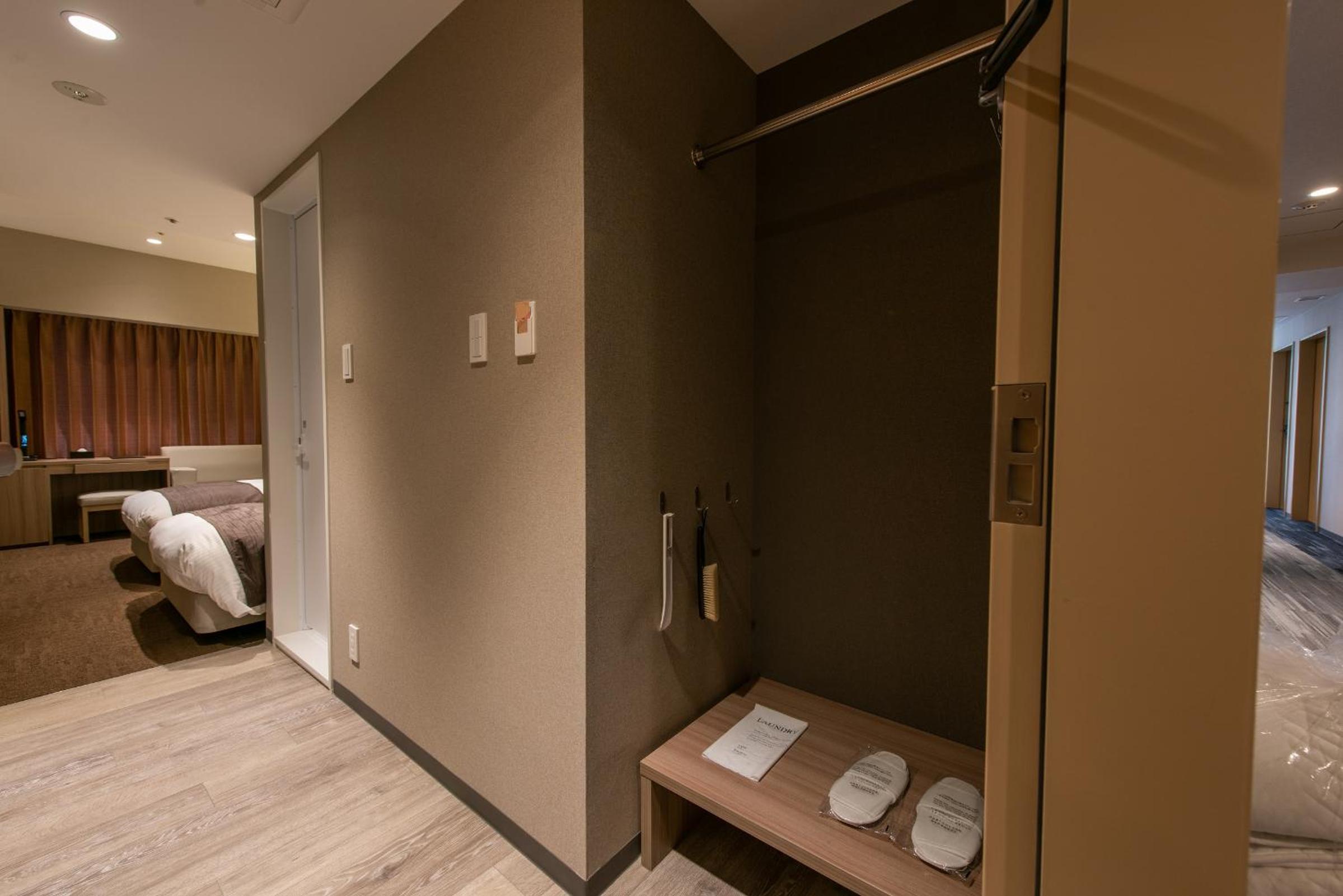 Superior Twin Room in West Wing - Non-Smoking - Photo 8