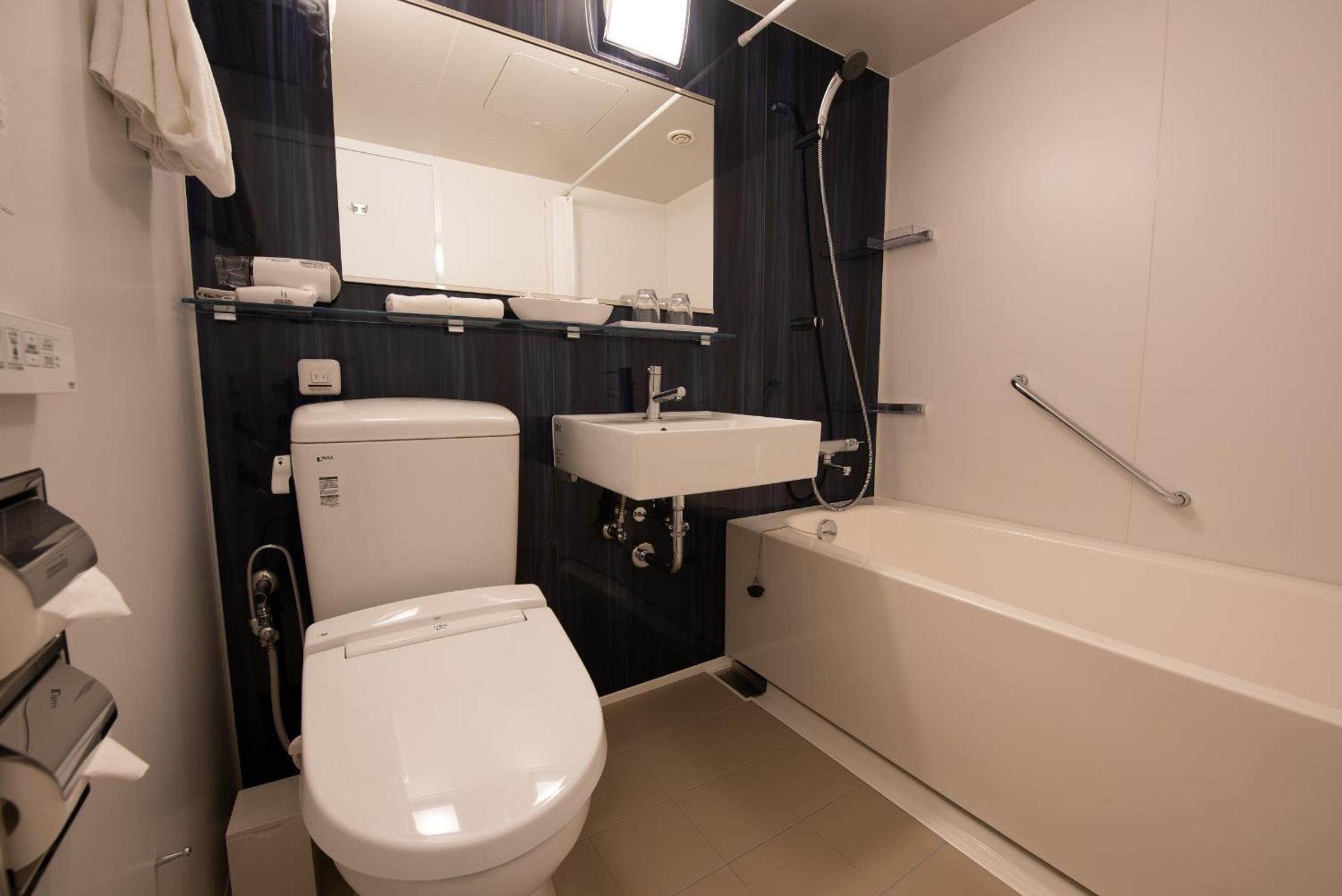 Superior Twin Room in West Wing - Non-Smoking - Photo 7