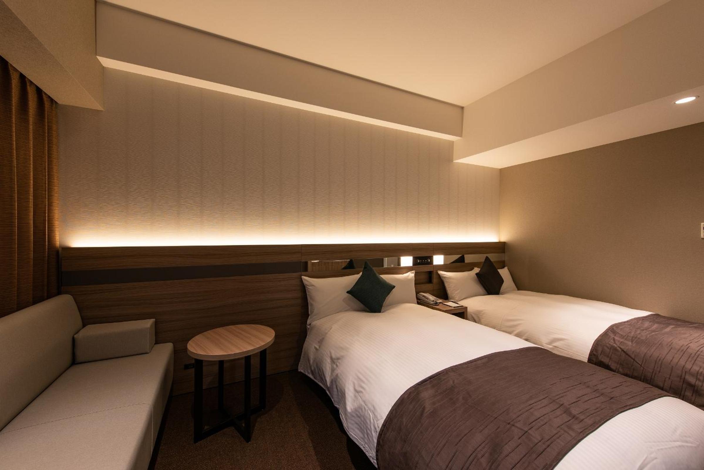 Superior Twin Room in West Wing - Non-Smoking - Photo 9