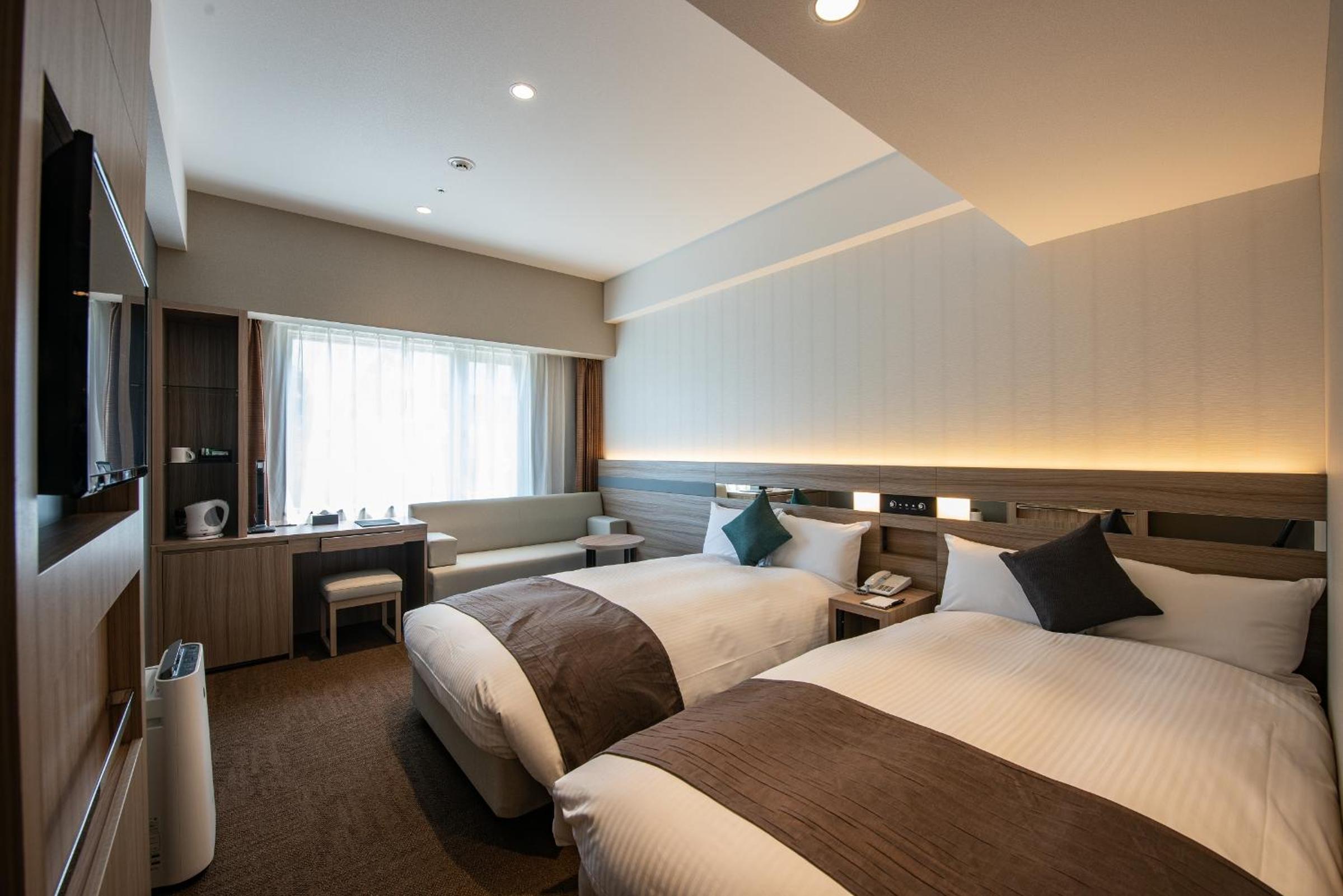 Superior Twin Room in West Wing - Non-Smoking - Photo 1