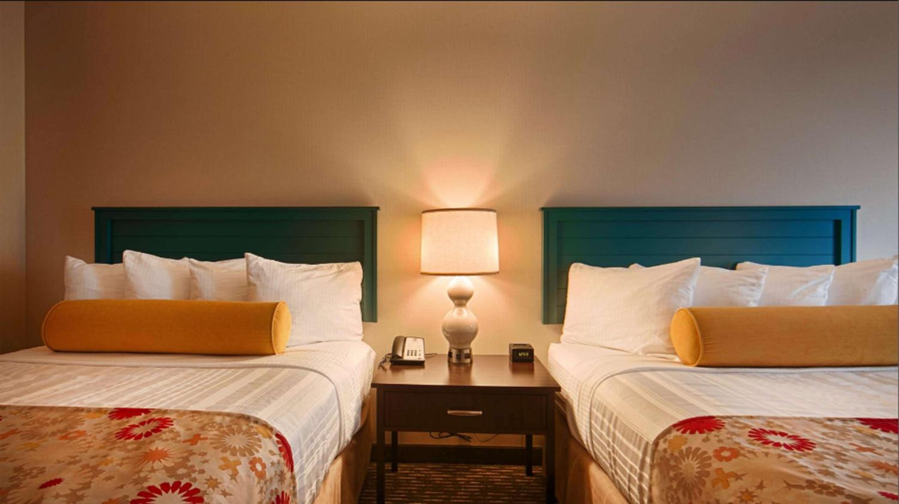 Queen Room with Two Queen Beds - Disability Access/Bath Tub photo 1