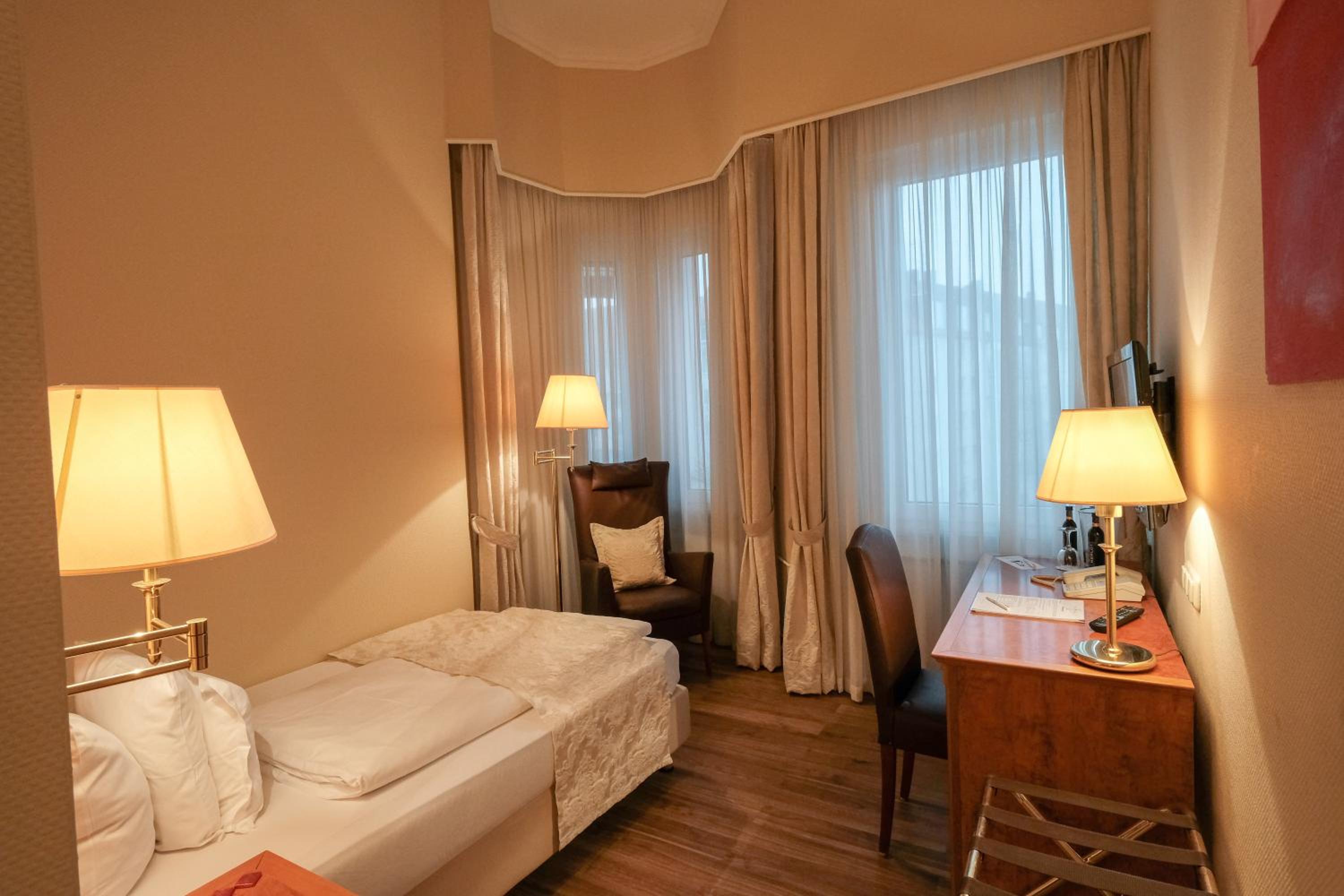 Economy Double Room - Without Extras (Bei Einzelnutzung Einzelzimmer)