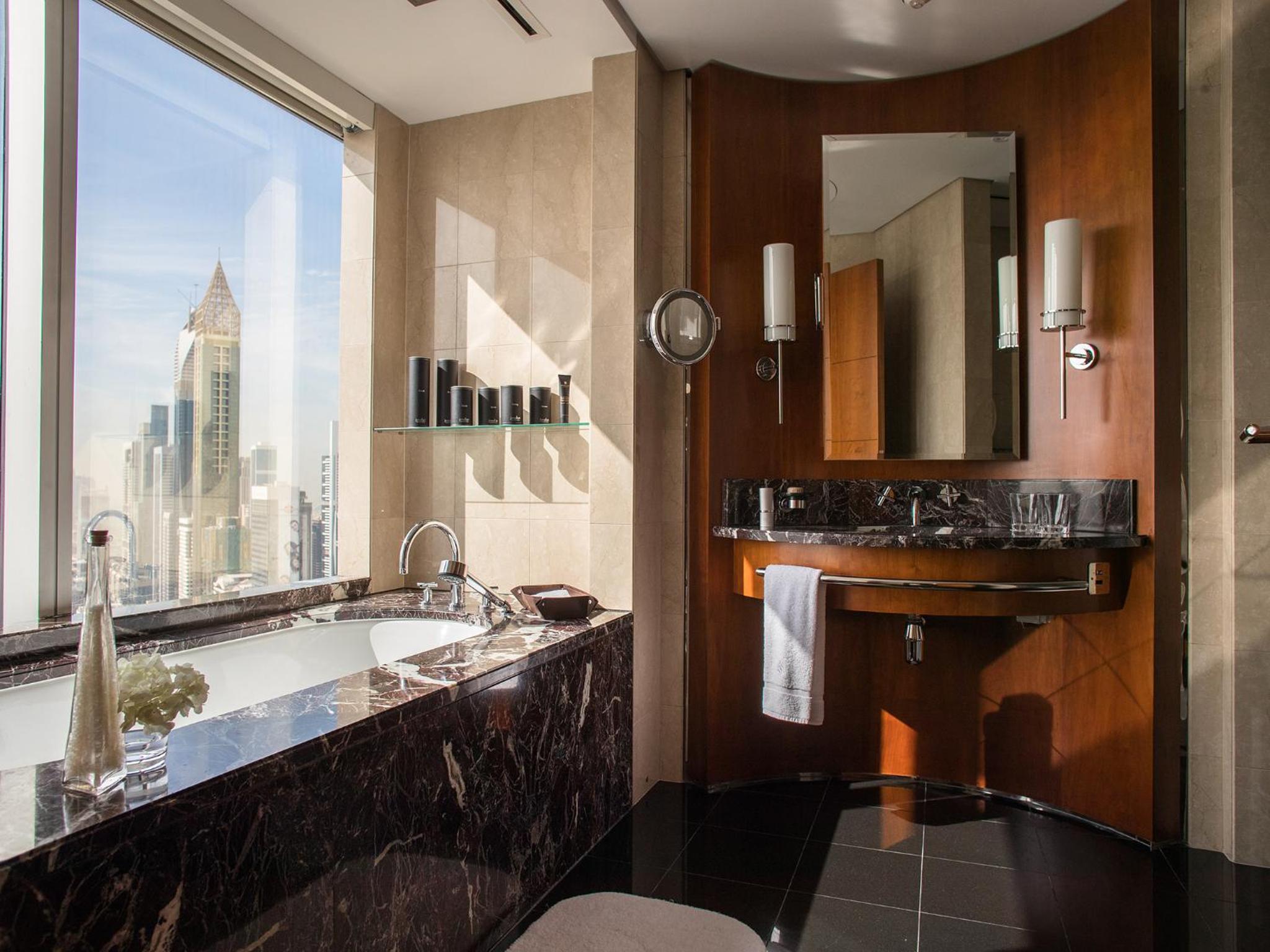 Family Suite with Panoramic Skyline Views, Direct Connectivity to Museum of The Future, Complimentary Breakfast, Signature Afternoon Tea, Evening Sundowners, Soft Refreshments and Canapes thumbnail 5