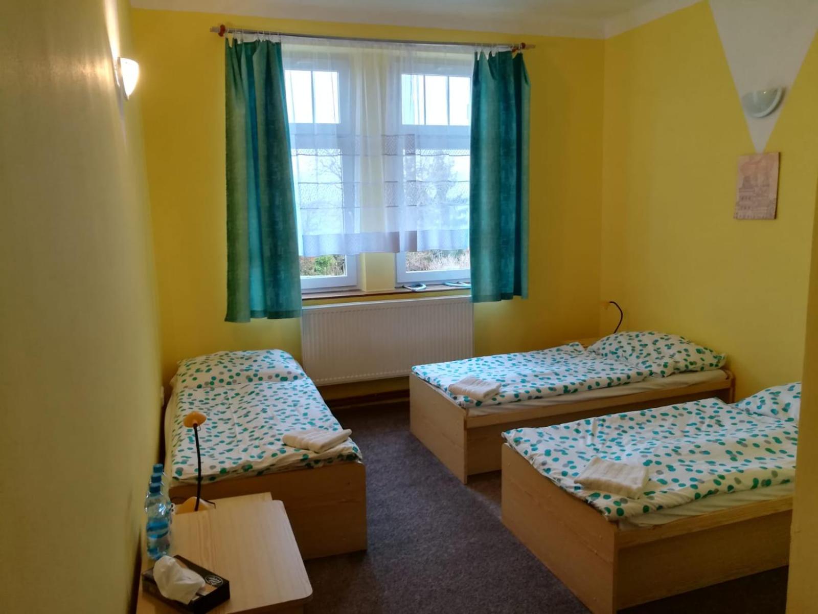 Triple Room with Private Bathroom photo 1