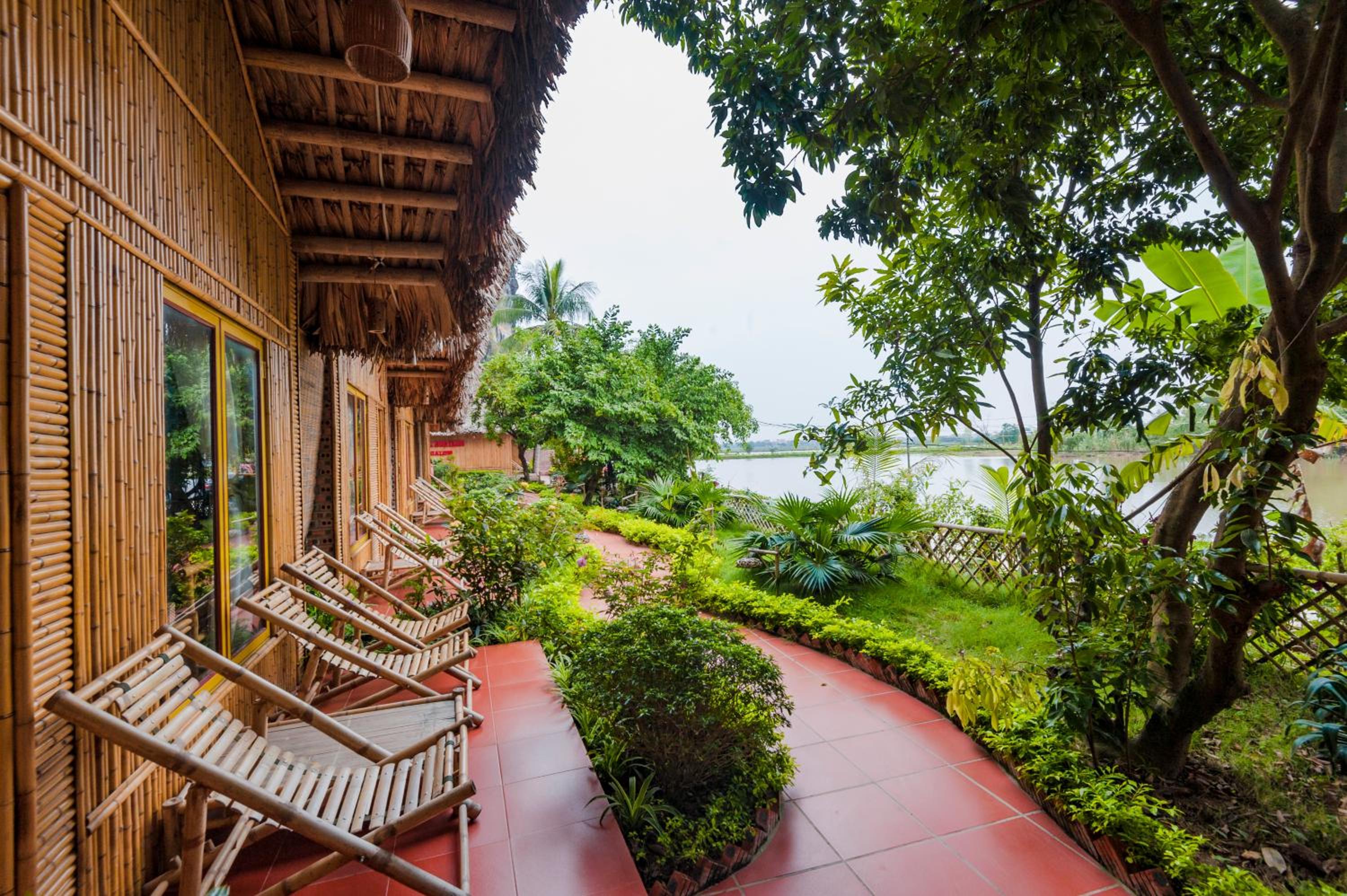 Deluxe Bungalow with Private Outdoor Bathroom photo 2