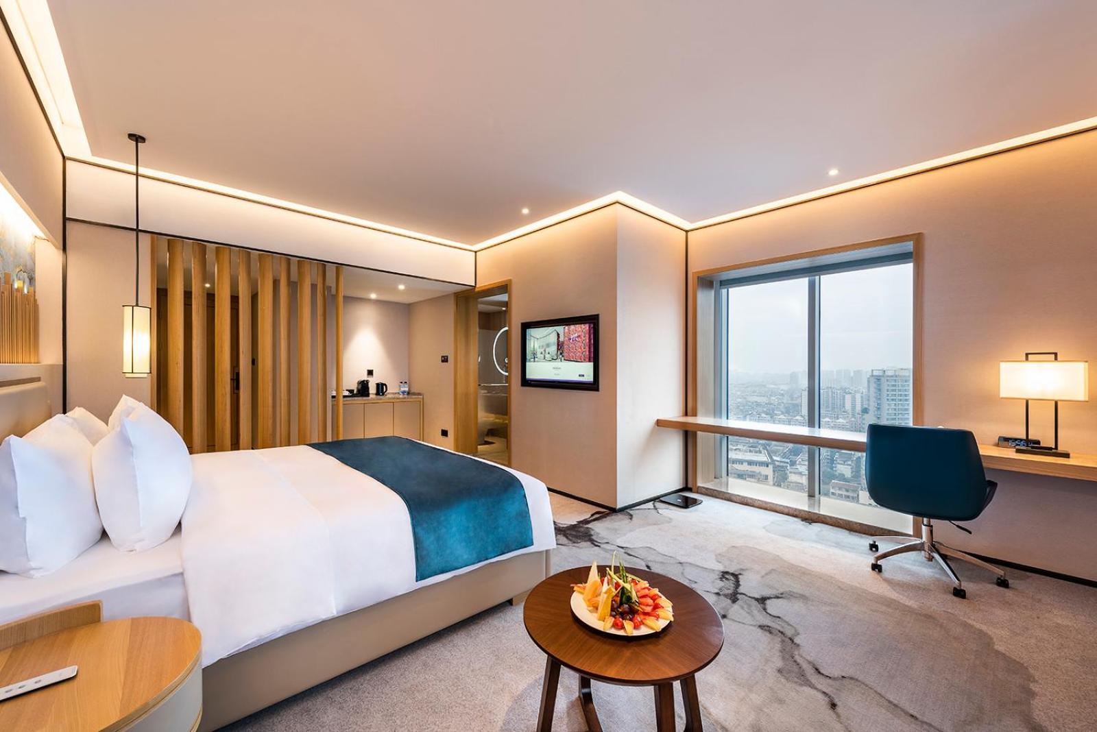 Superior King Room - Photo 1