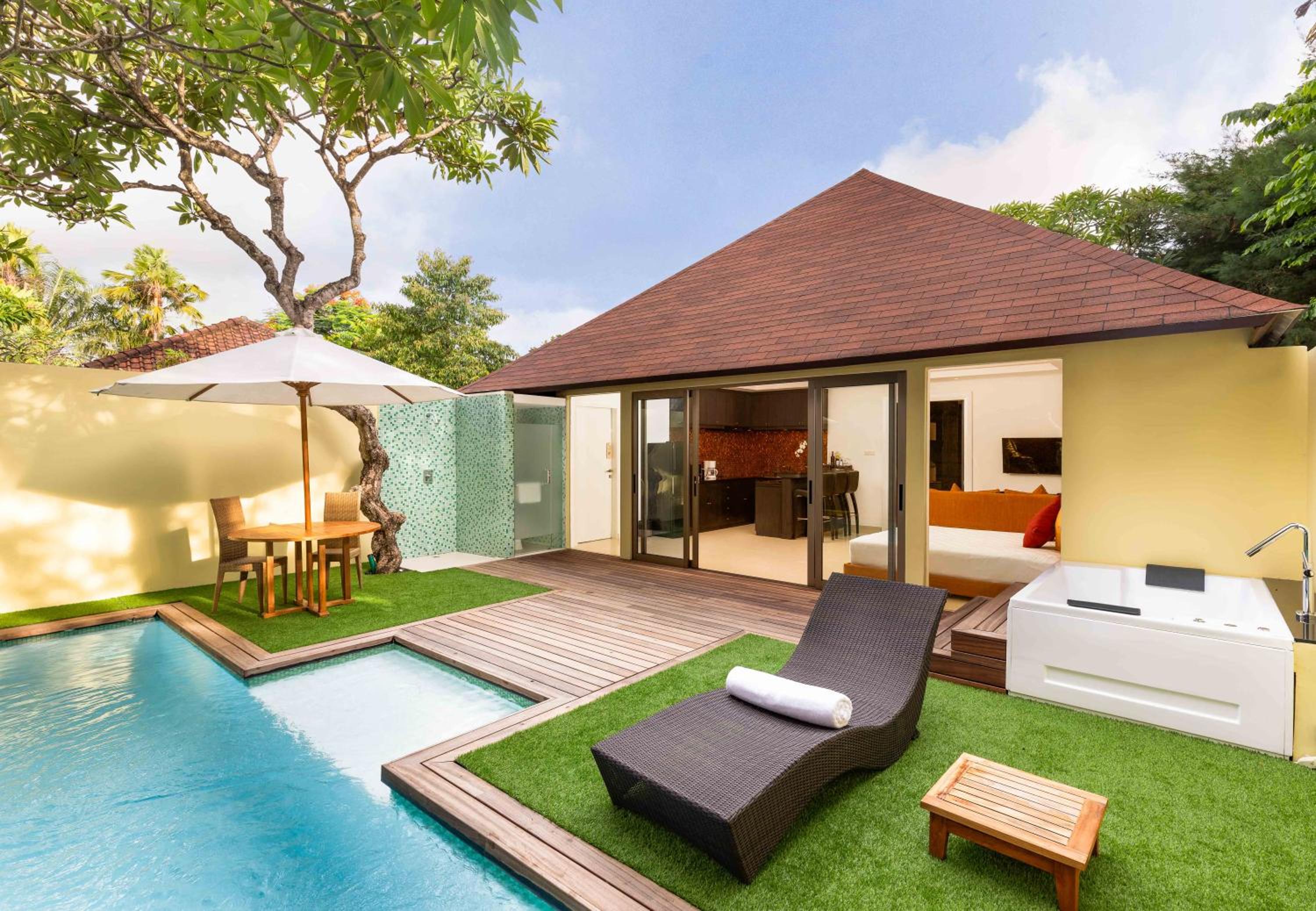 Four Bedroom Grand Deluxe Villa with Private Pool