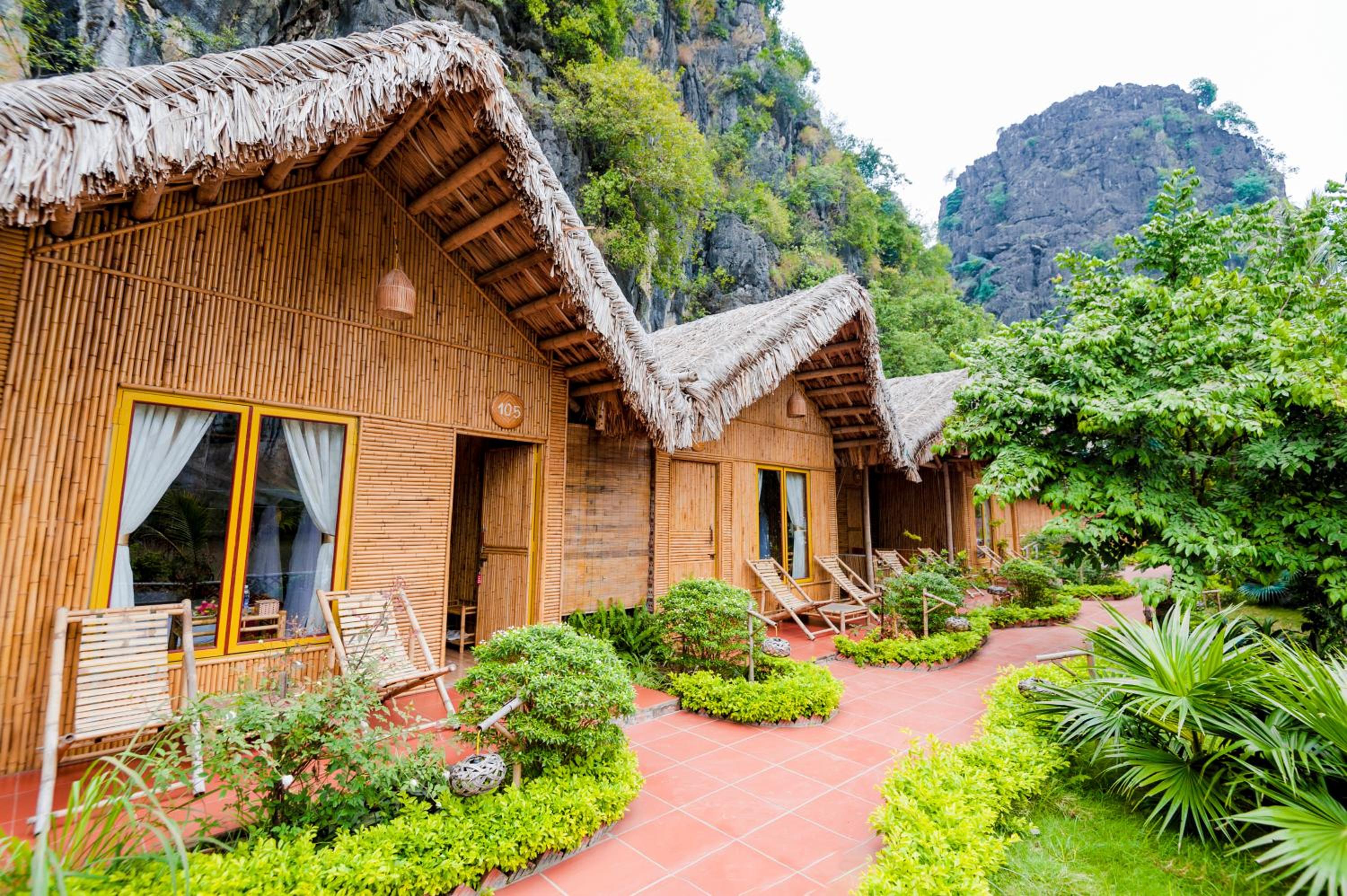 Deluxe Family Bungalow with Garden View photo 2