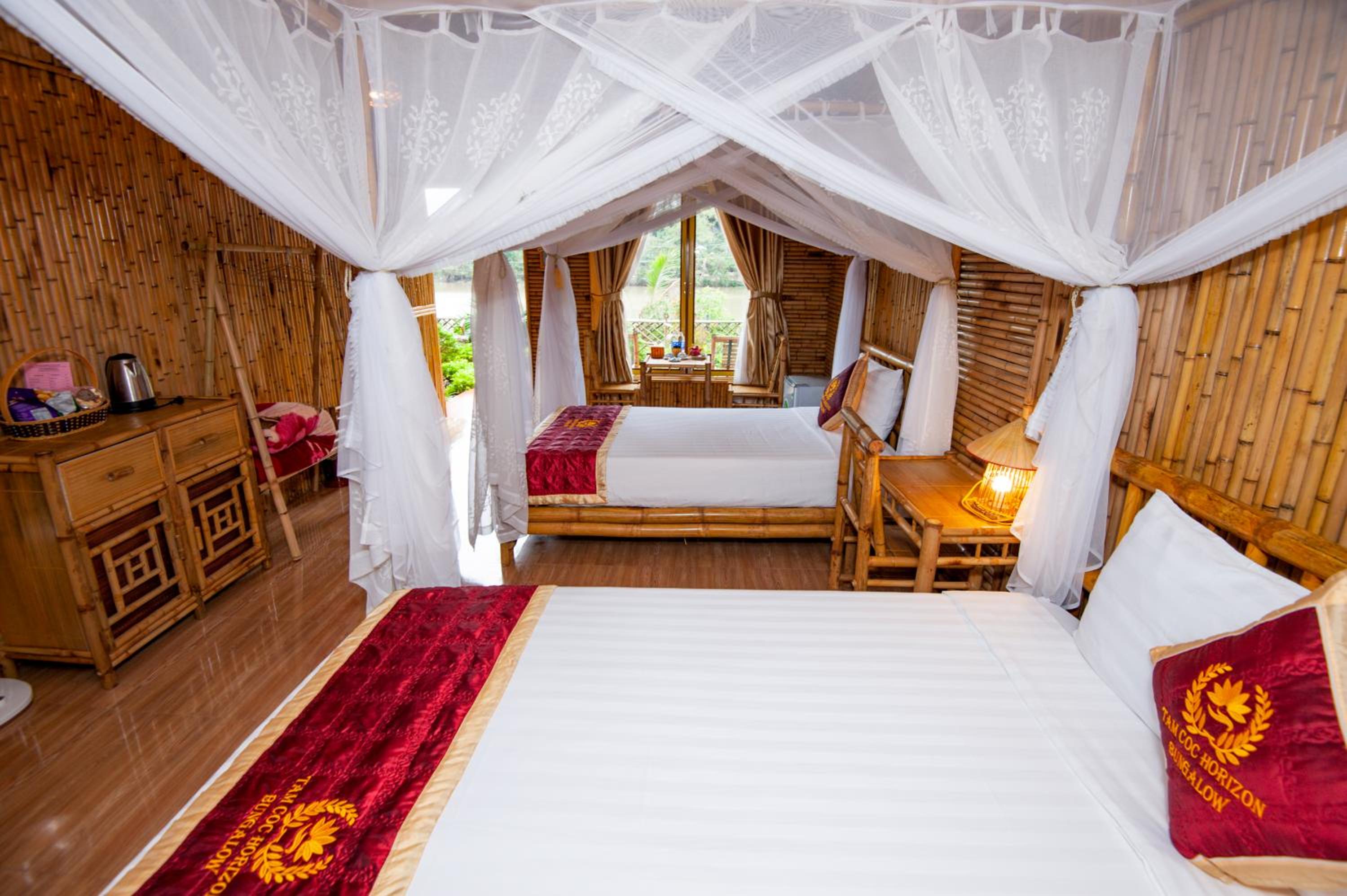 Deluxe Triple Bungalow with Private Outdoor Bathroom