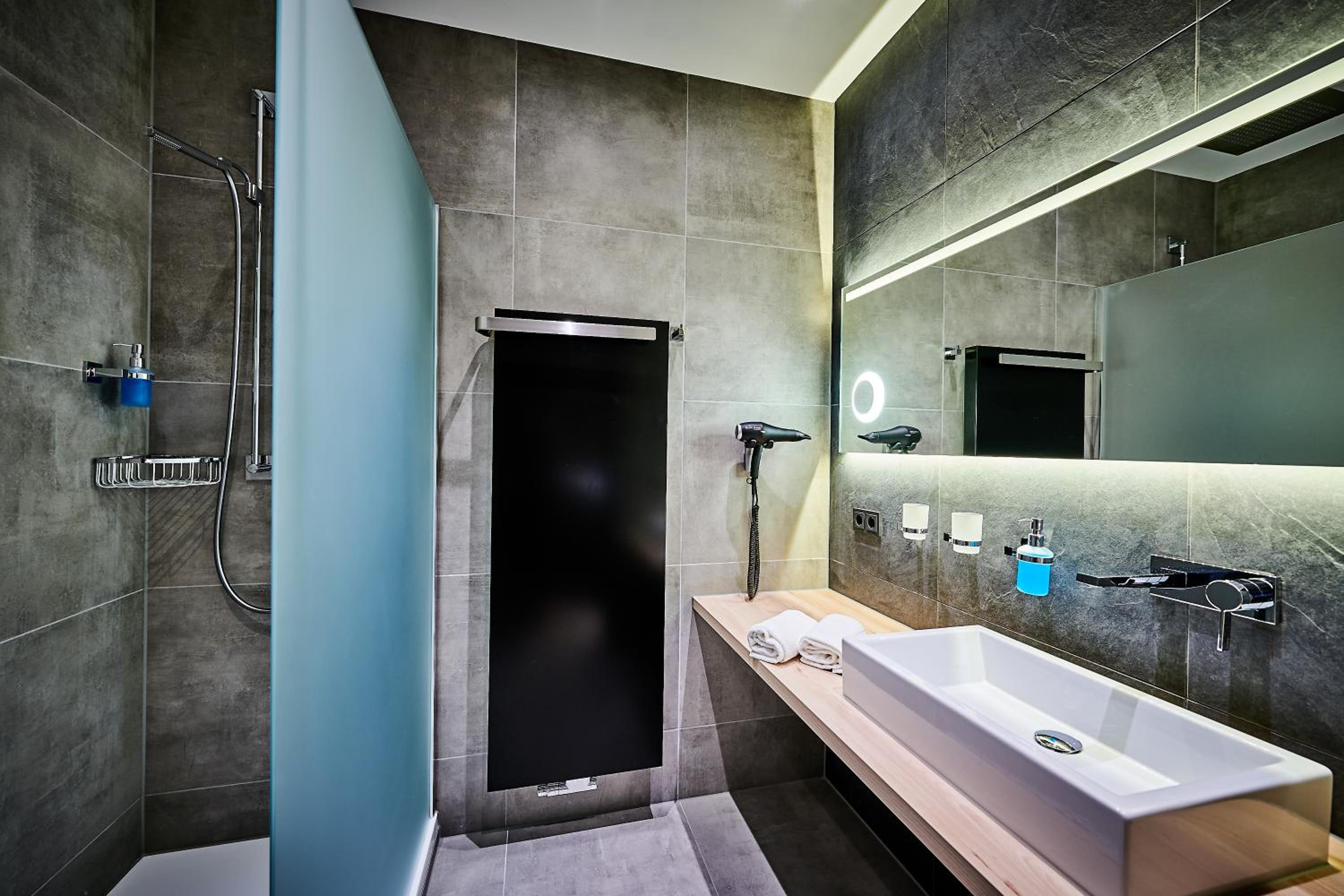 Junior Suite - Photo 2