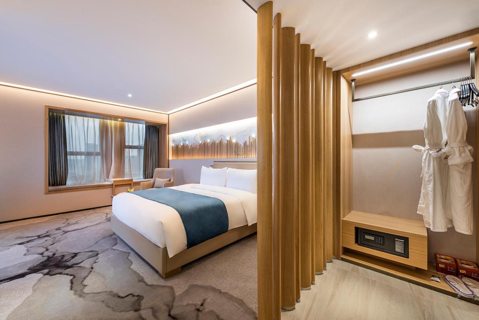 Executive King Room - Photo 4
