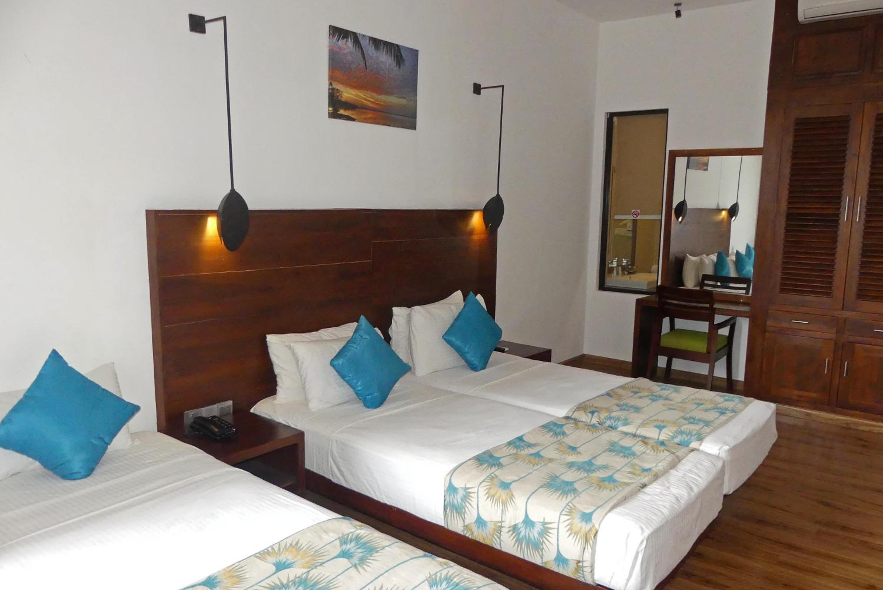 Triple Room