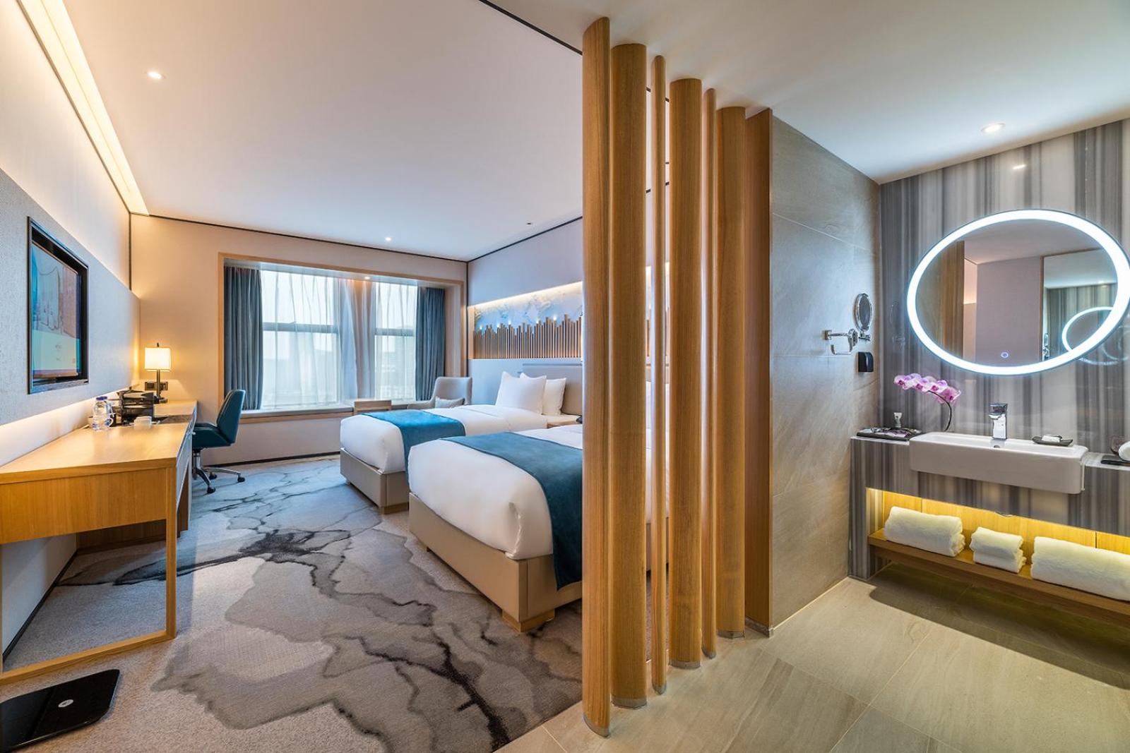Executive Twin Room - Photo 3