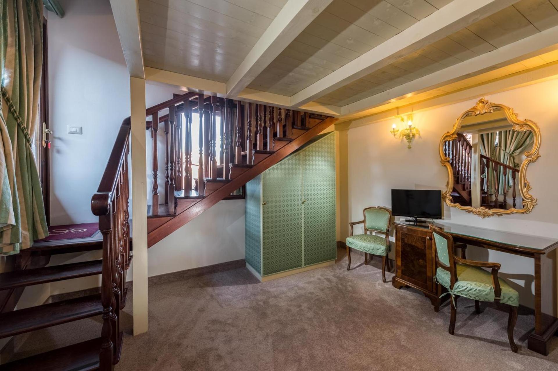 Junior Suite with Terrace