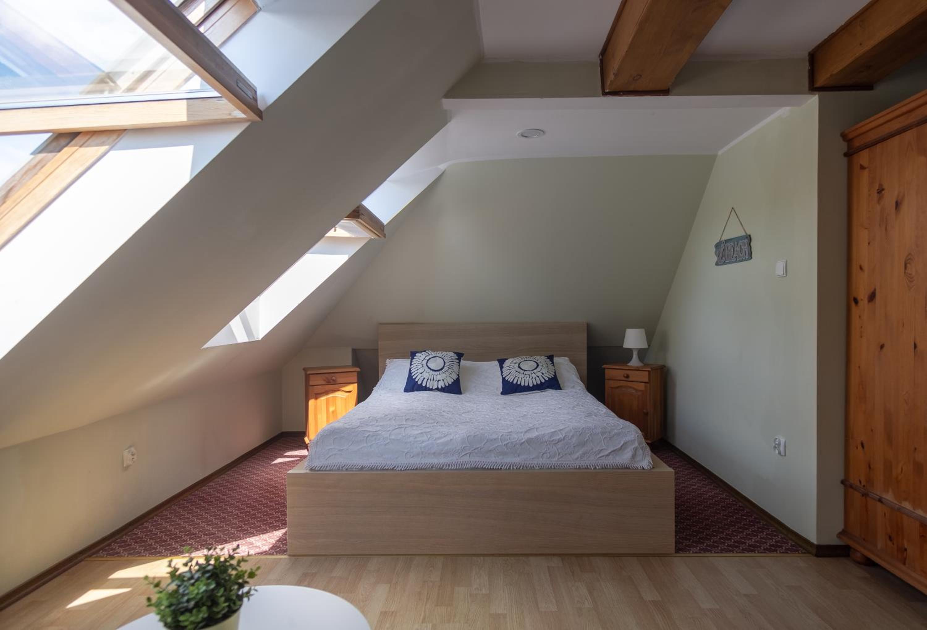 Quadruple Room with Bath photo 3