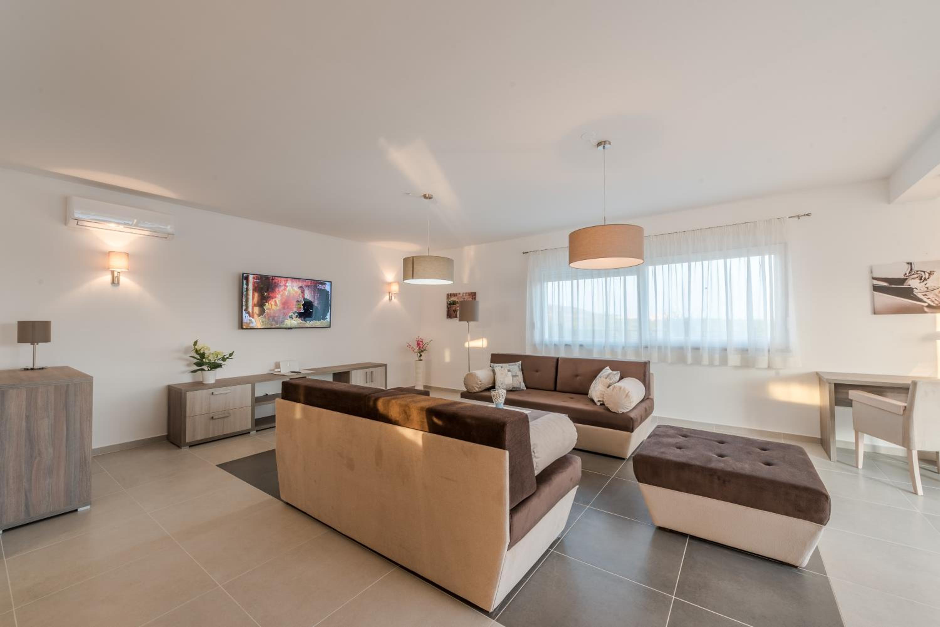 Deluxe Villa