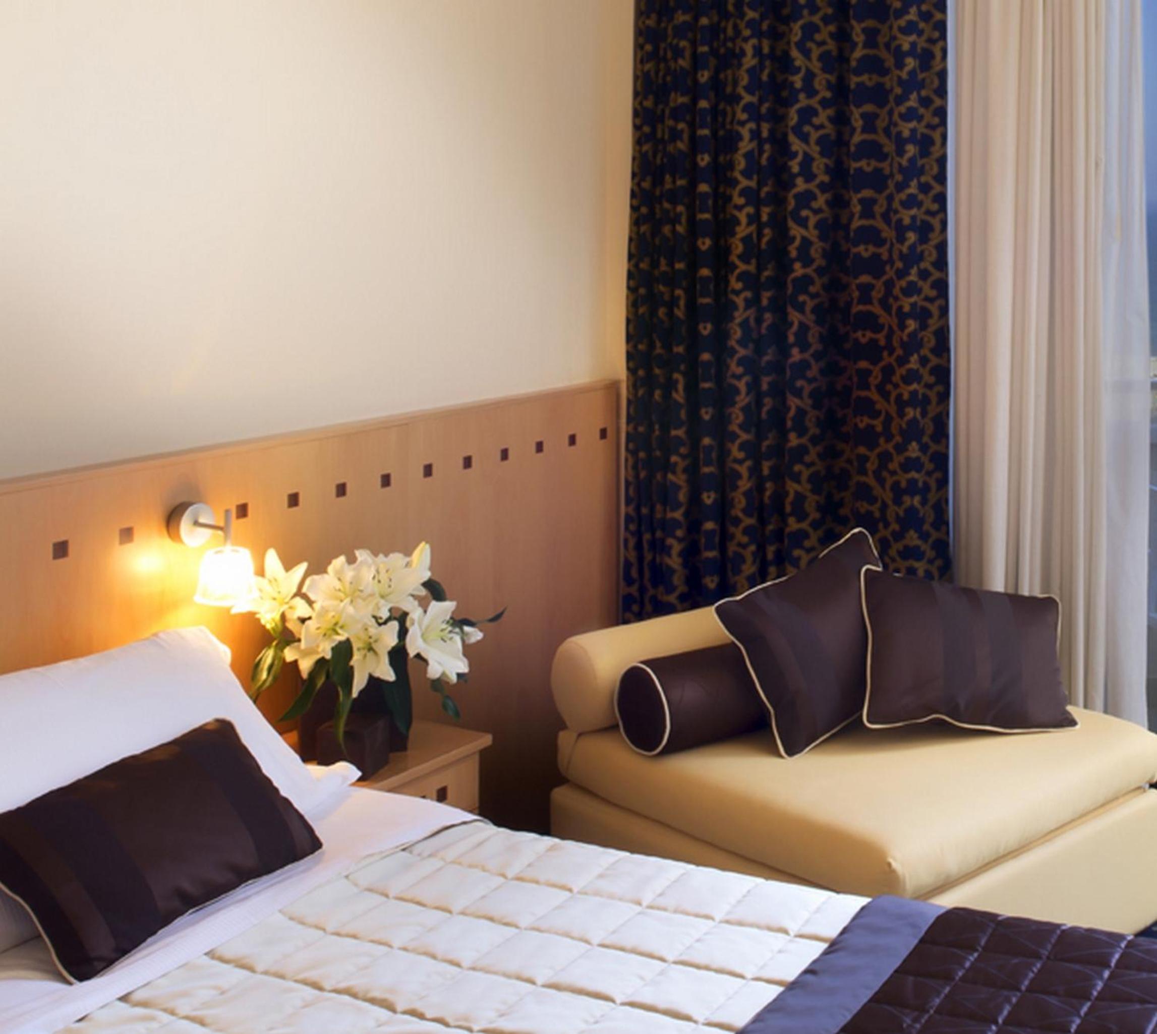 Superior Double or Twin Room - Photo 6
