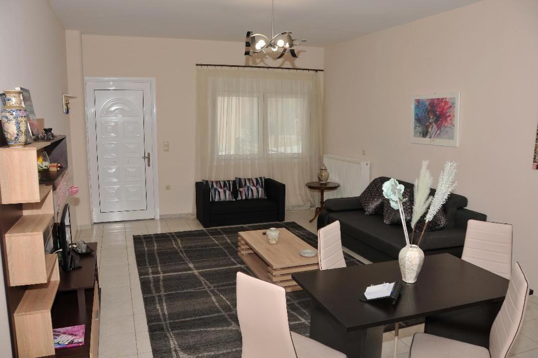 Apartment - Photo 2