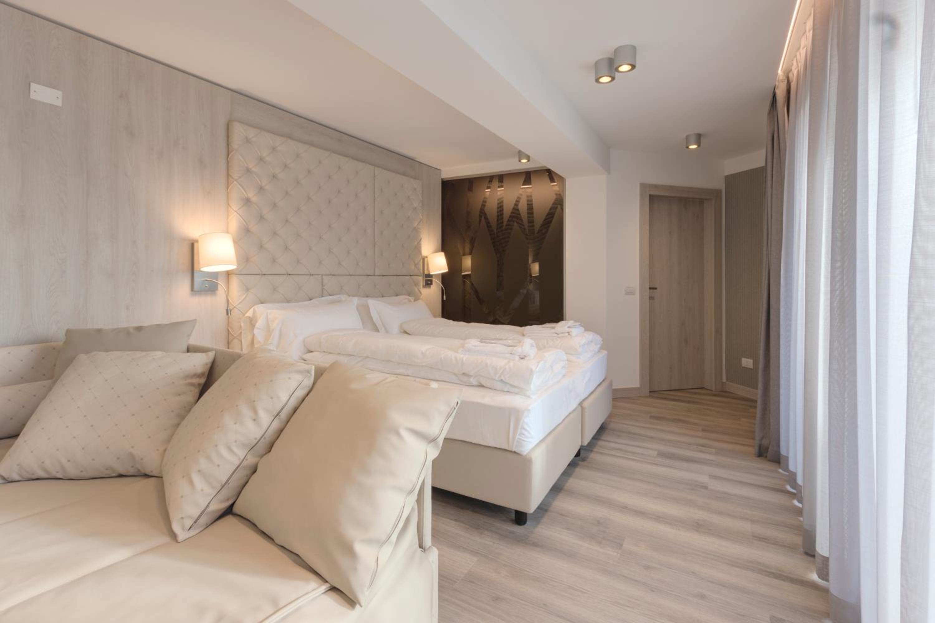 Deluxe Double Room - Photo 6