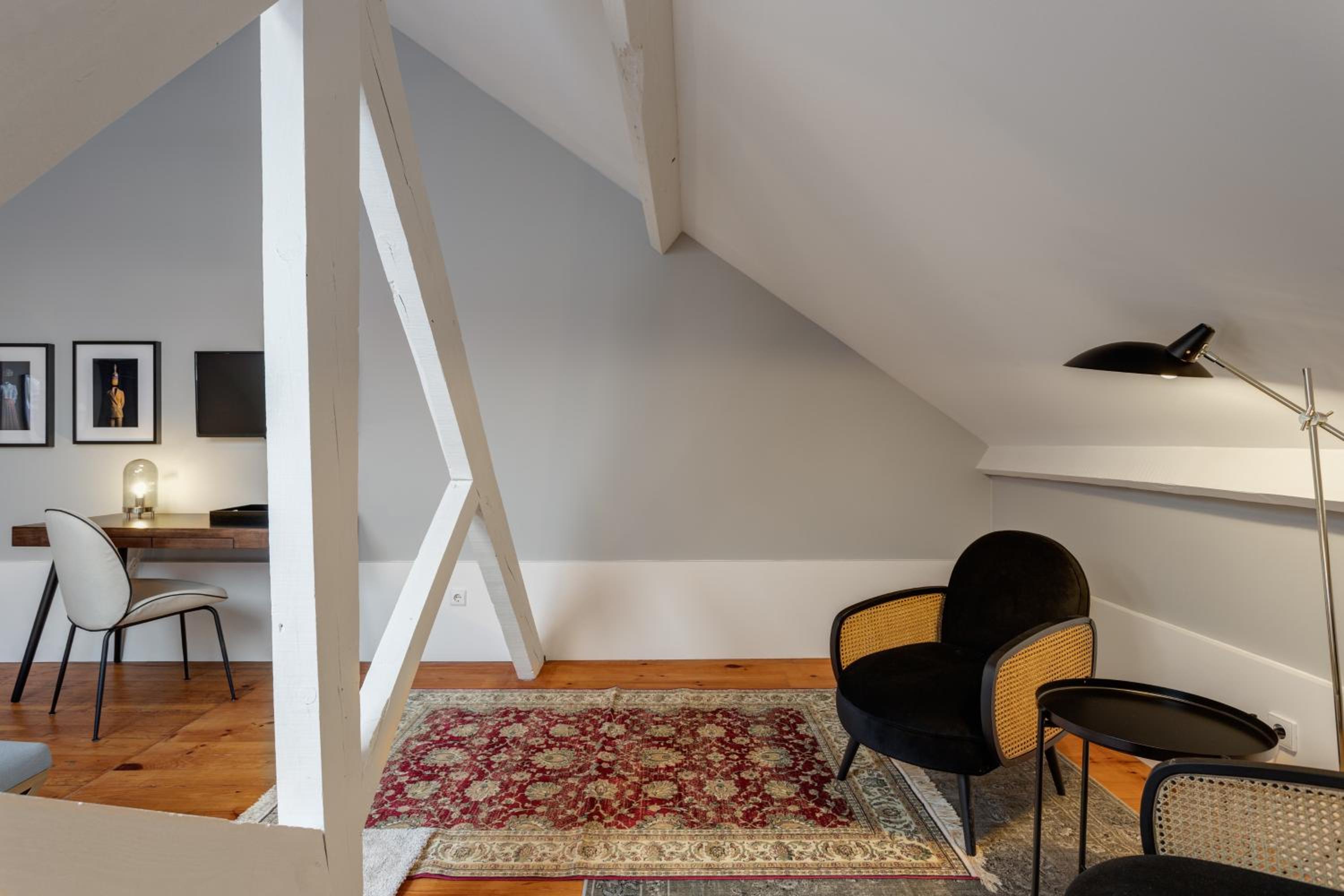 Double Room - Photo 6