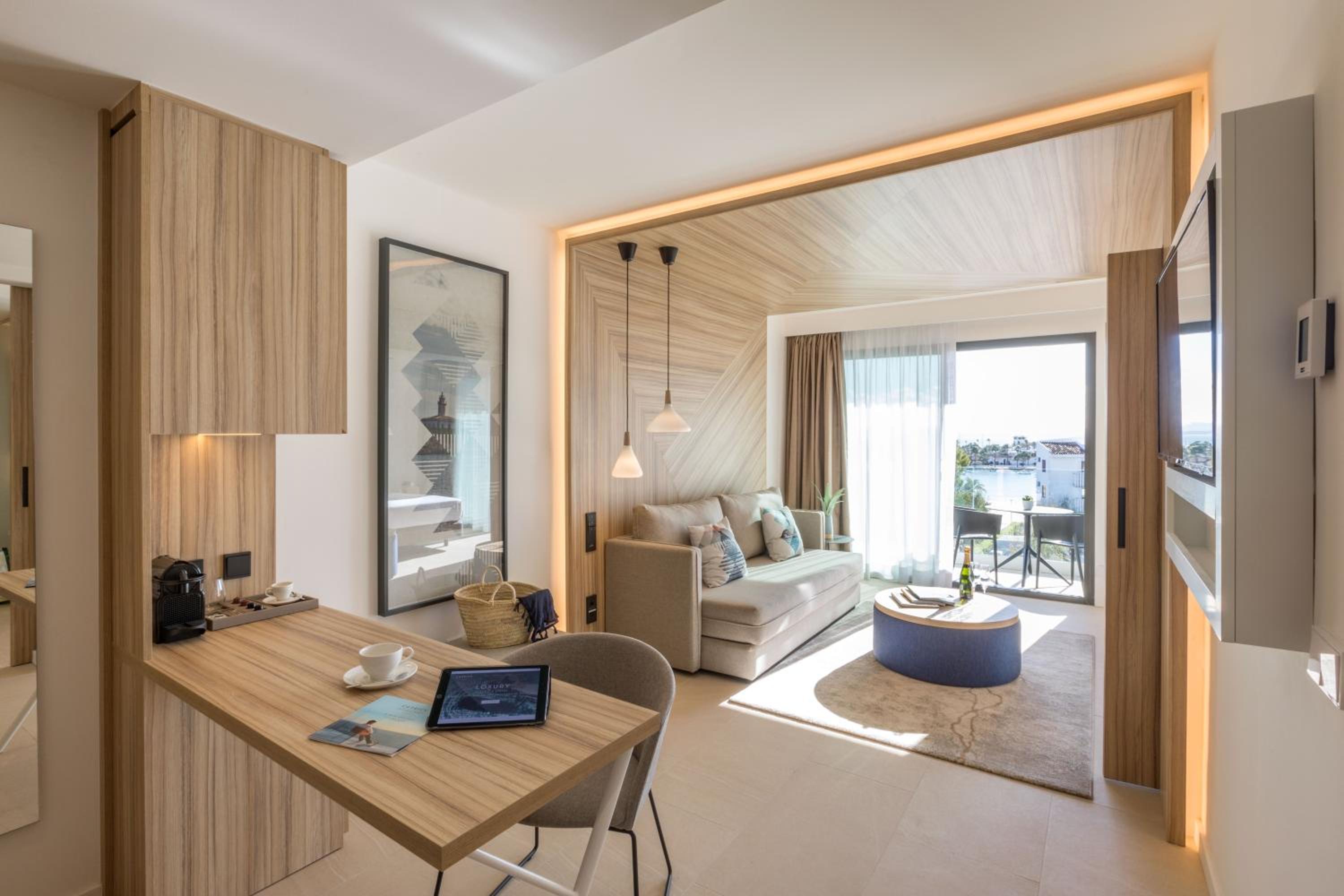 Suite Azotea (2 adultos) Suite Azotea (2 adultos)