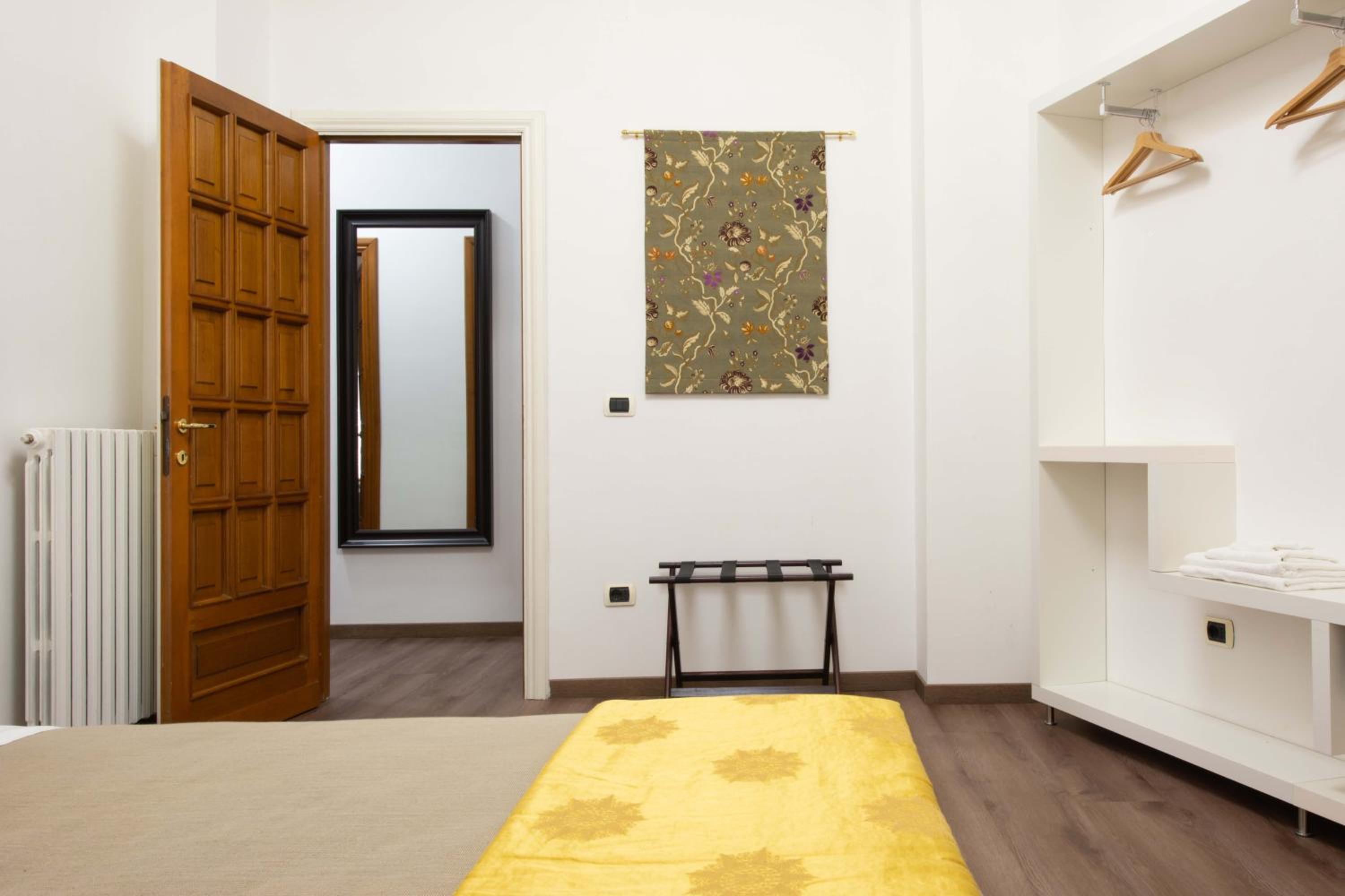 Two-Bedroom Townhouse photo 3