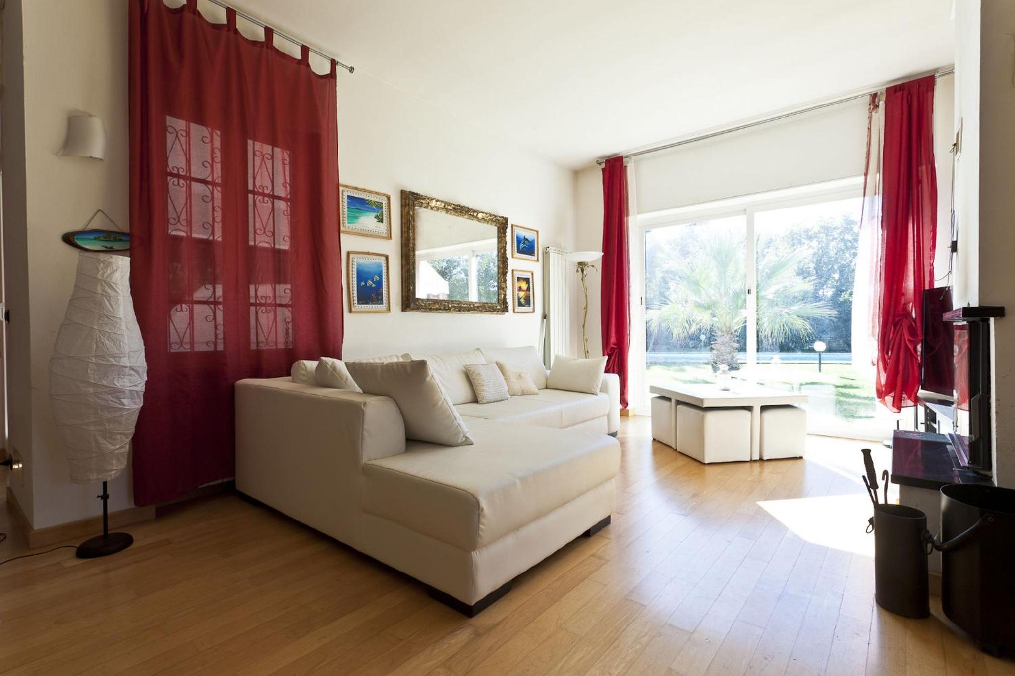 Villa photo 1