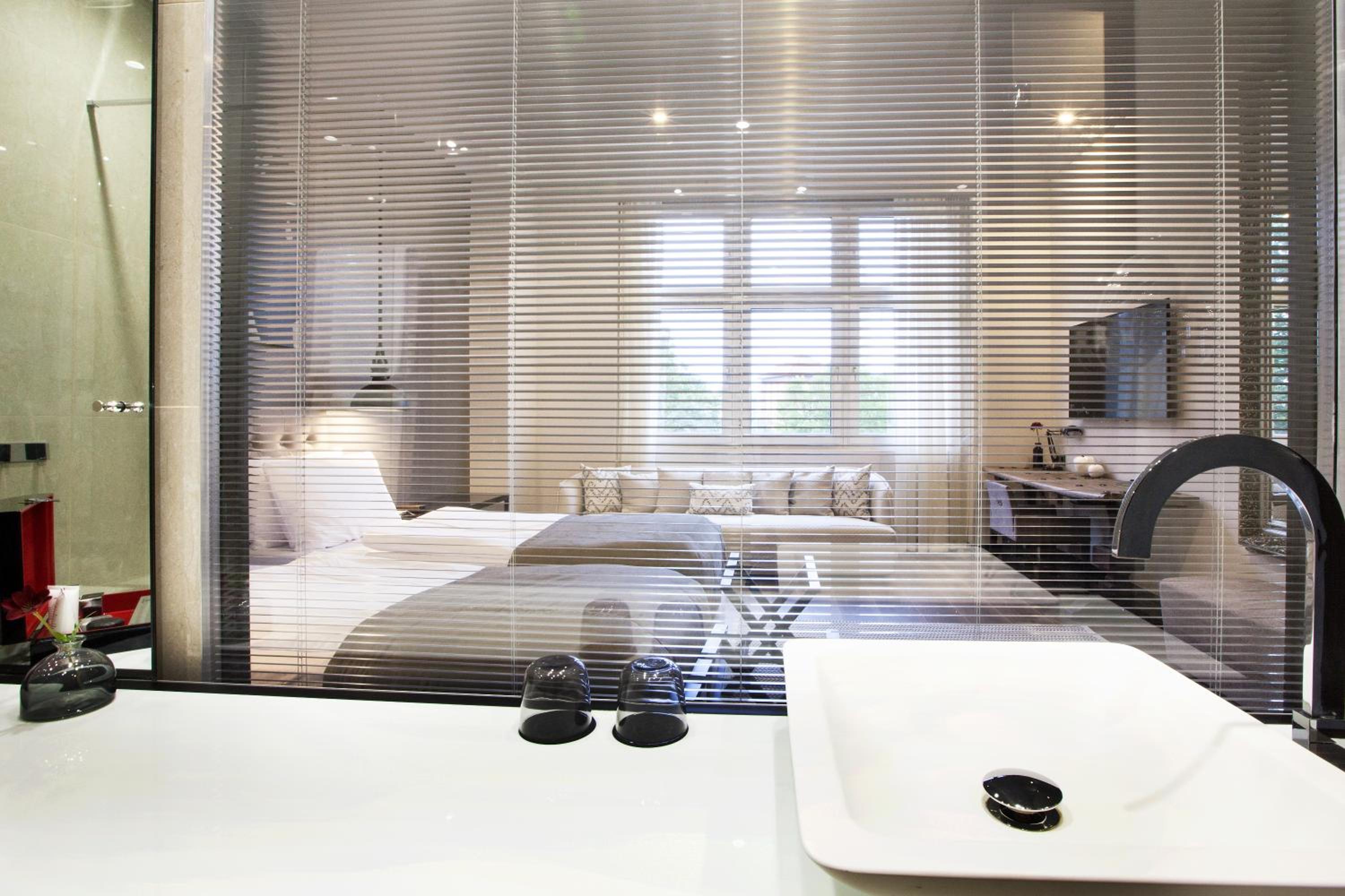 Deluxe Twin Room photo 2
