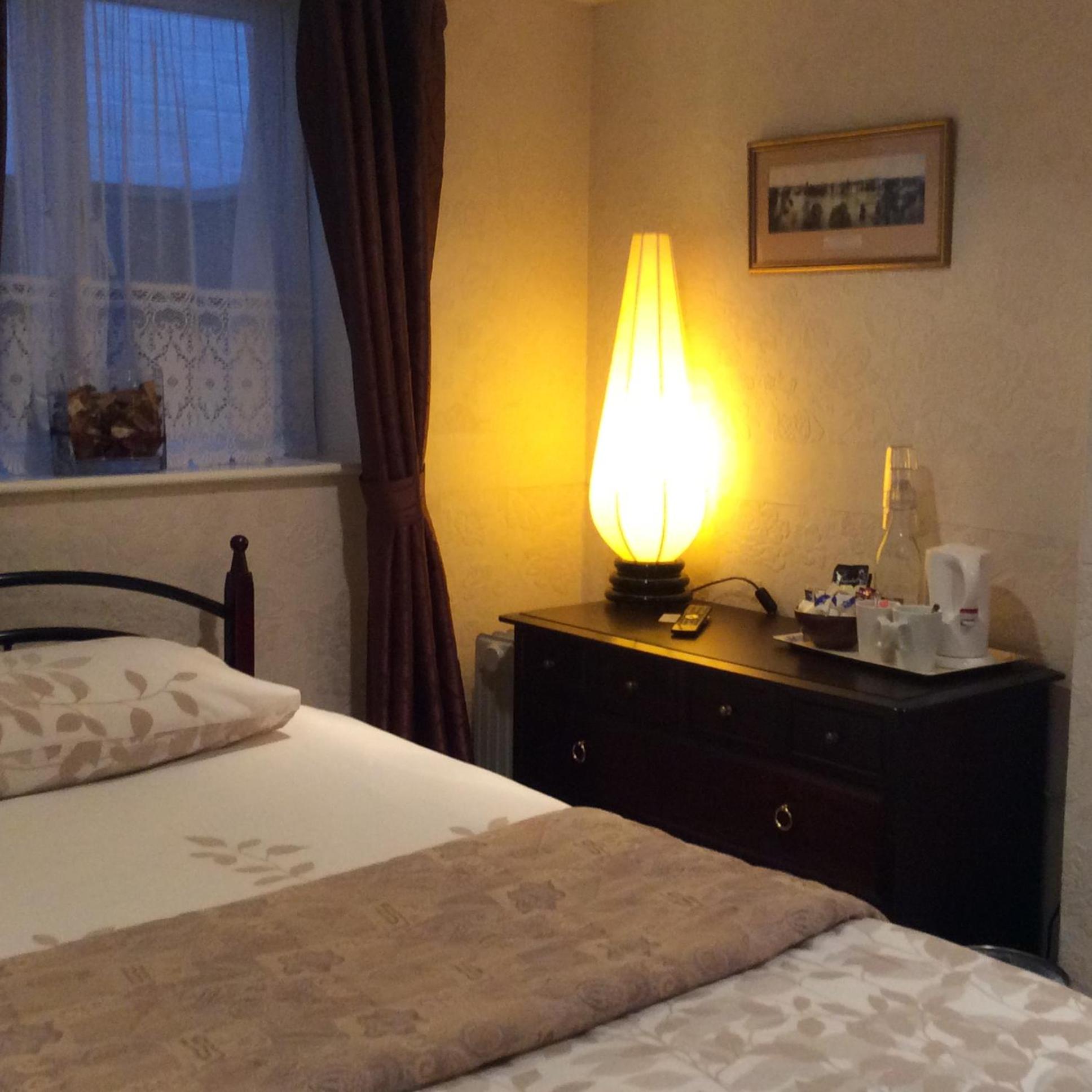 Deluxe Double Room with Shower photo 3